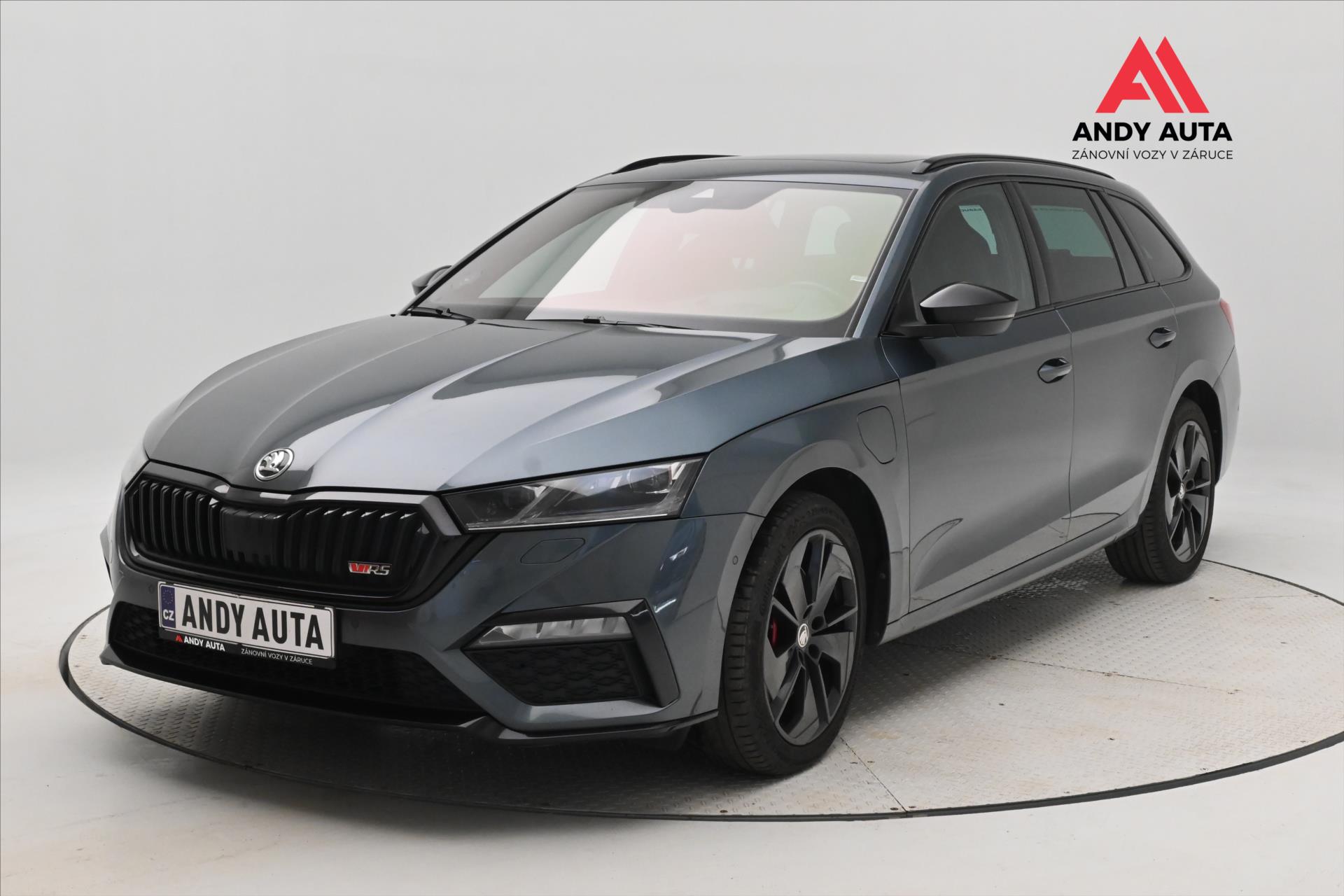 Škoda Octavia 1,4 TSI iV RS 180 kW DSG Záruk