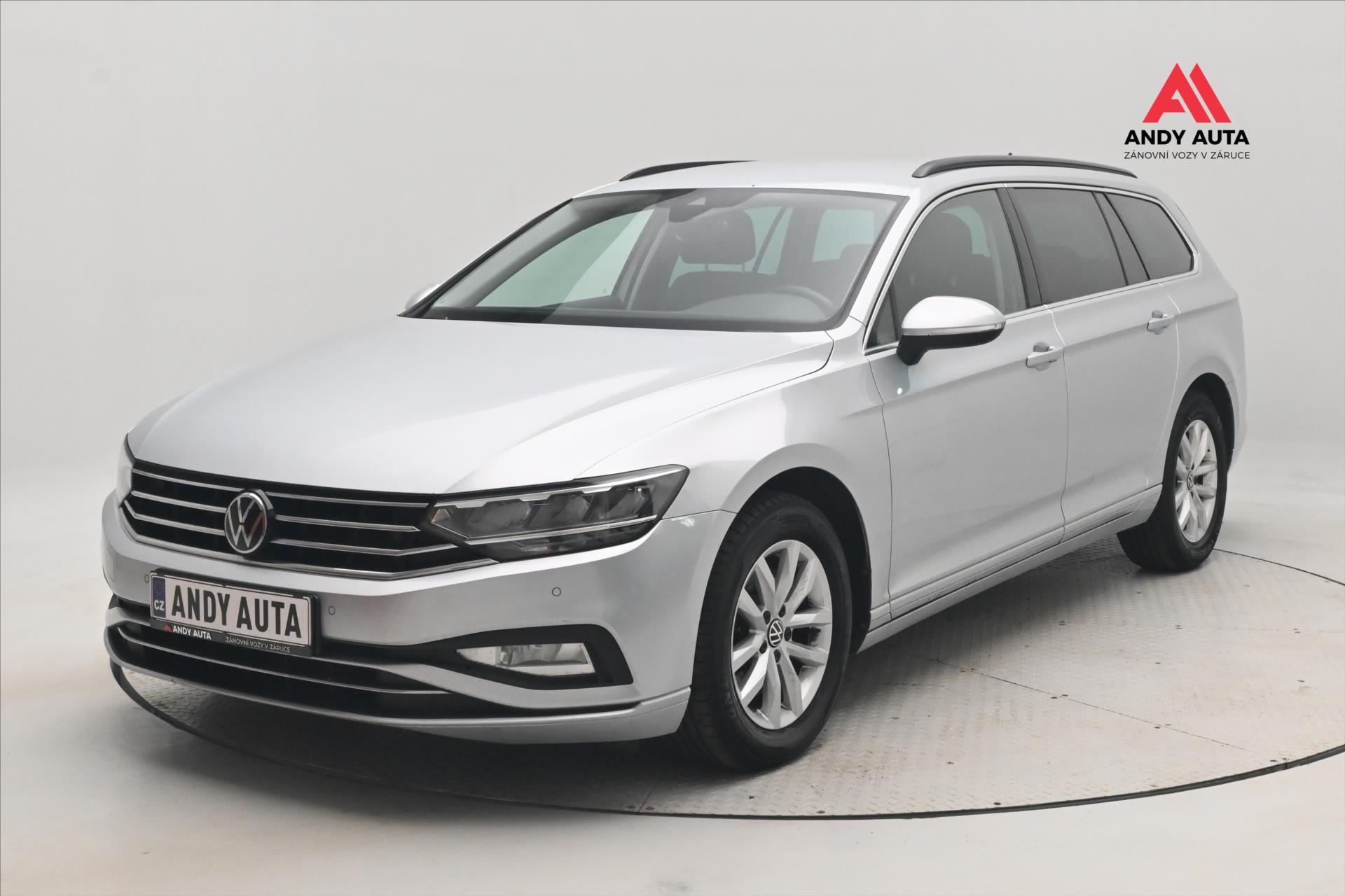 Volkswagen Passat 2,0 TDI 110kW DSG Business Zár