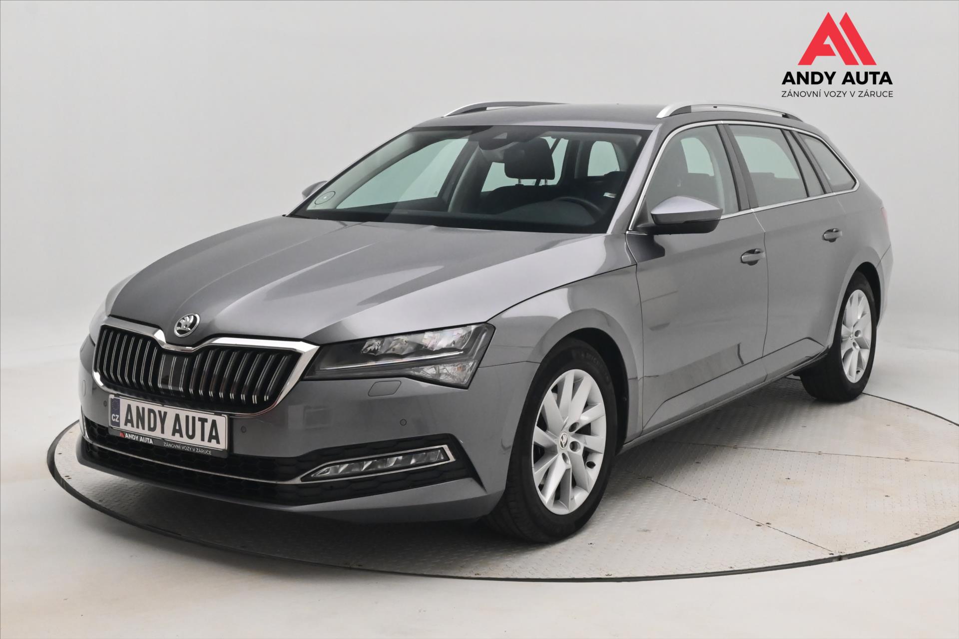 Škoda Superb 2,0 TDI 110 kW DSG Style Záruk