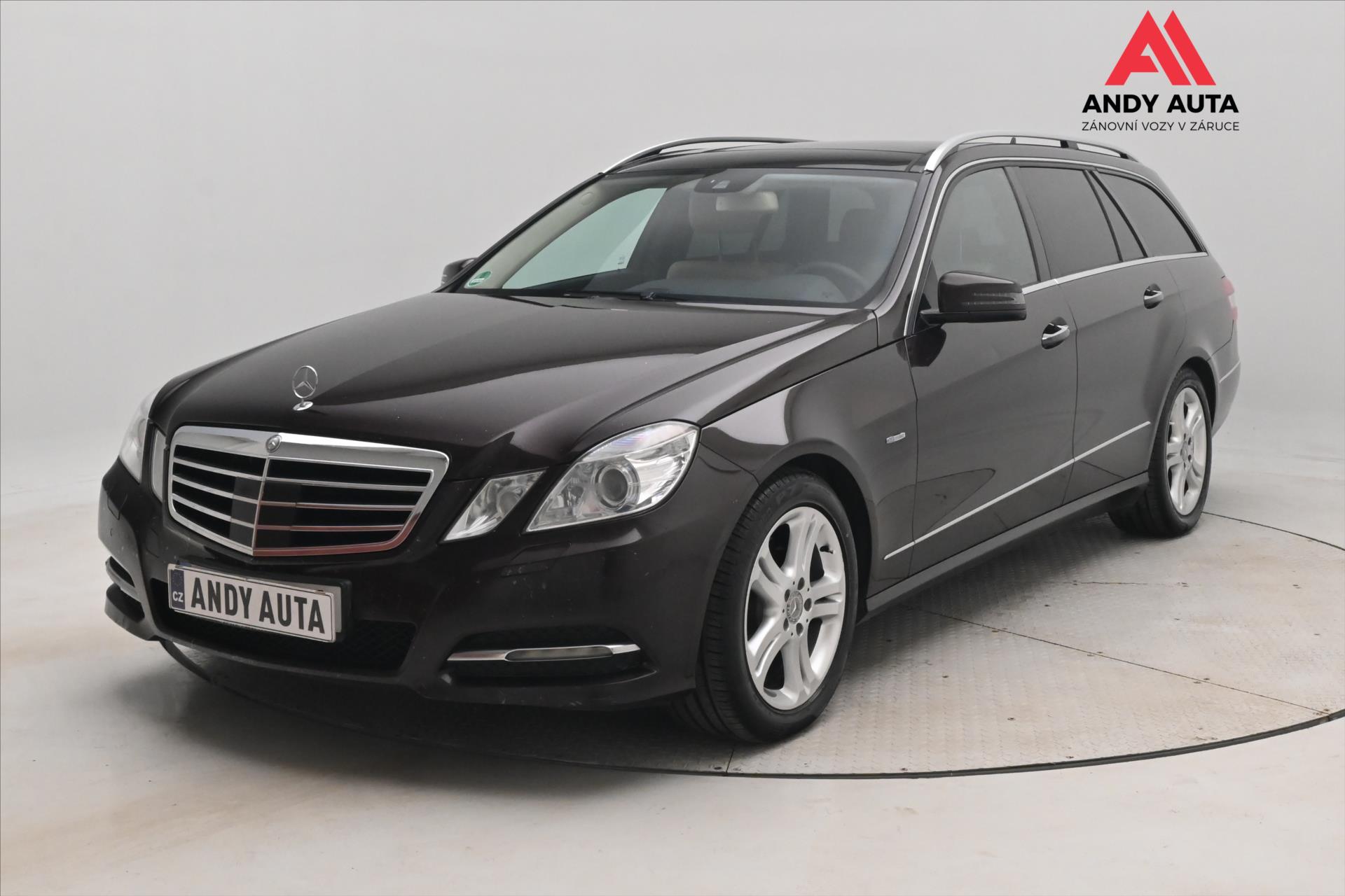 Mercedes-Benz Třídy E 3,0 350 CDi 195kW Plný servis