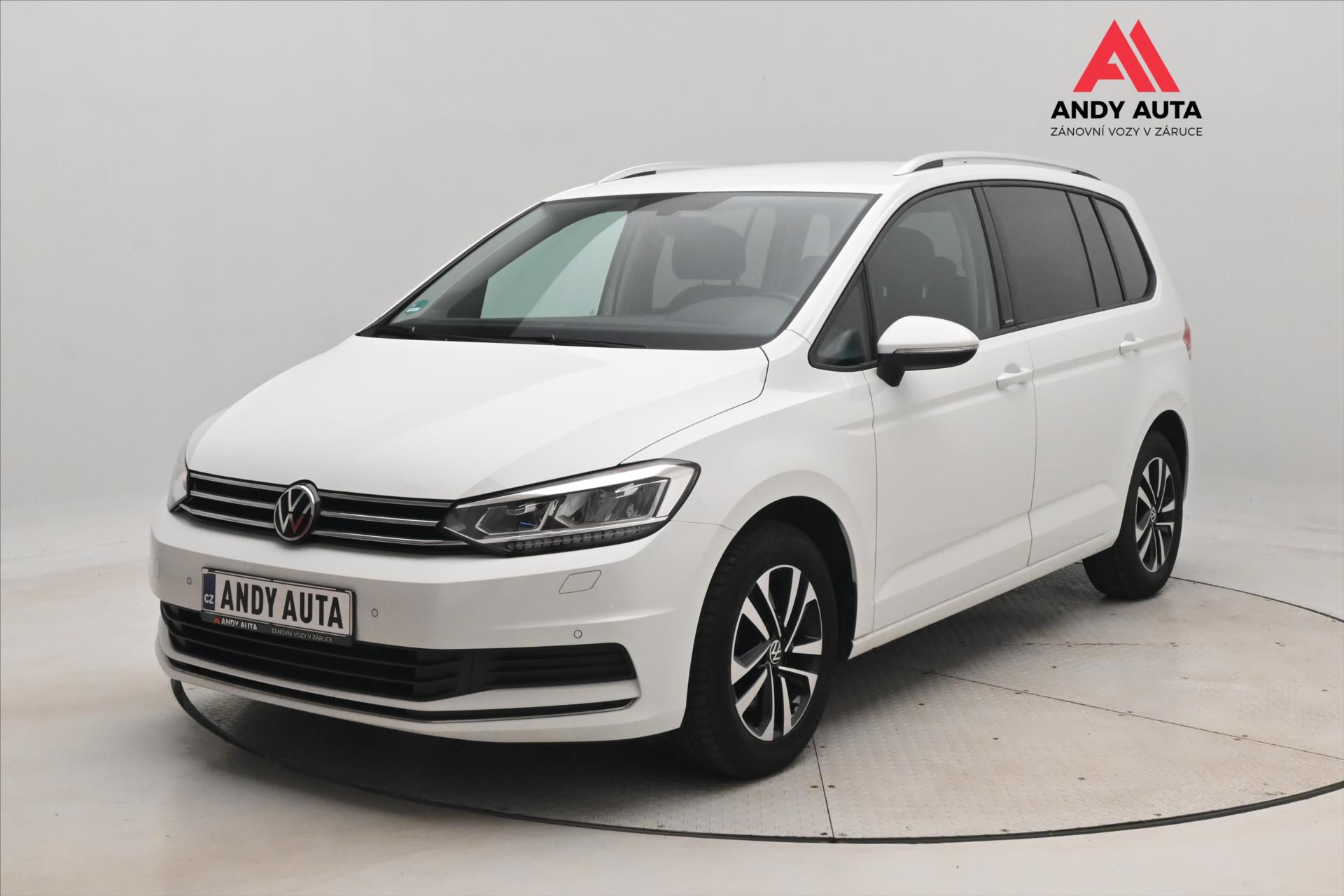 Volkswagen Touran 2,0 TDI 110 KW TAŽNÉ LED Záruk