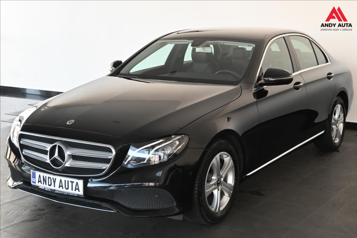 Mercedes-Benz Třídy E 220d 143kW AT9 AVANTGARDE Záru