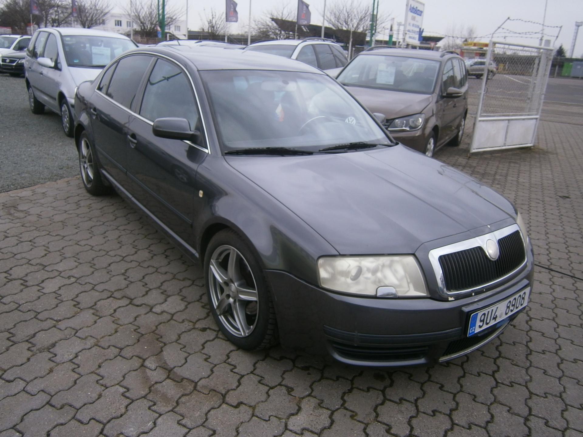 Škoda Superb 1.9TDi 96kw,Digi klima