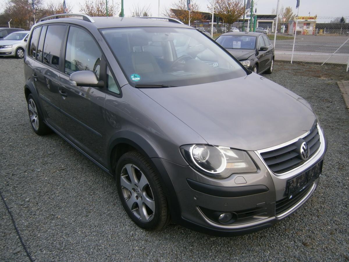Volkswagen Touran Cross 1.4TSi,2x kola
