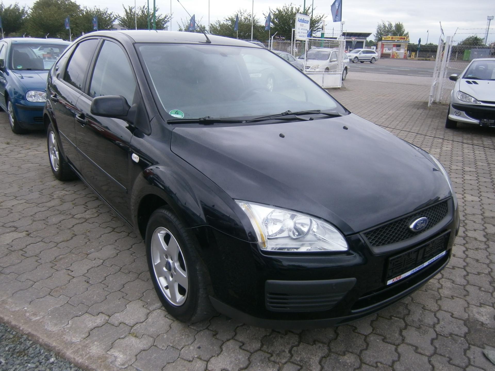 Ford Focus 1.6i 74kw,klima,serviska