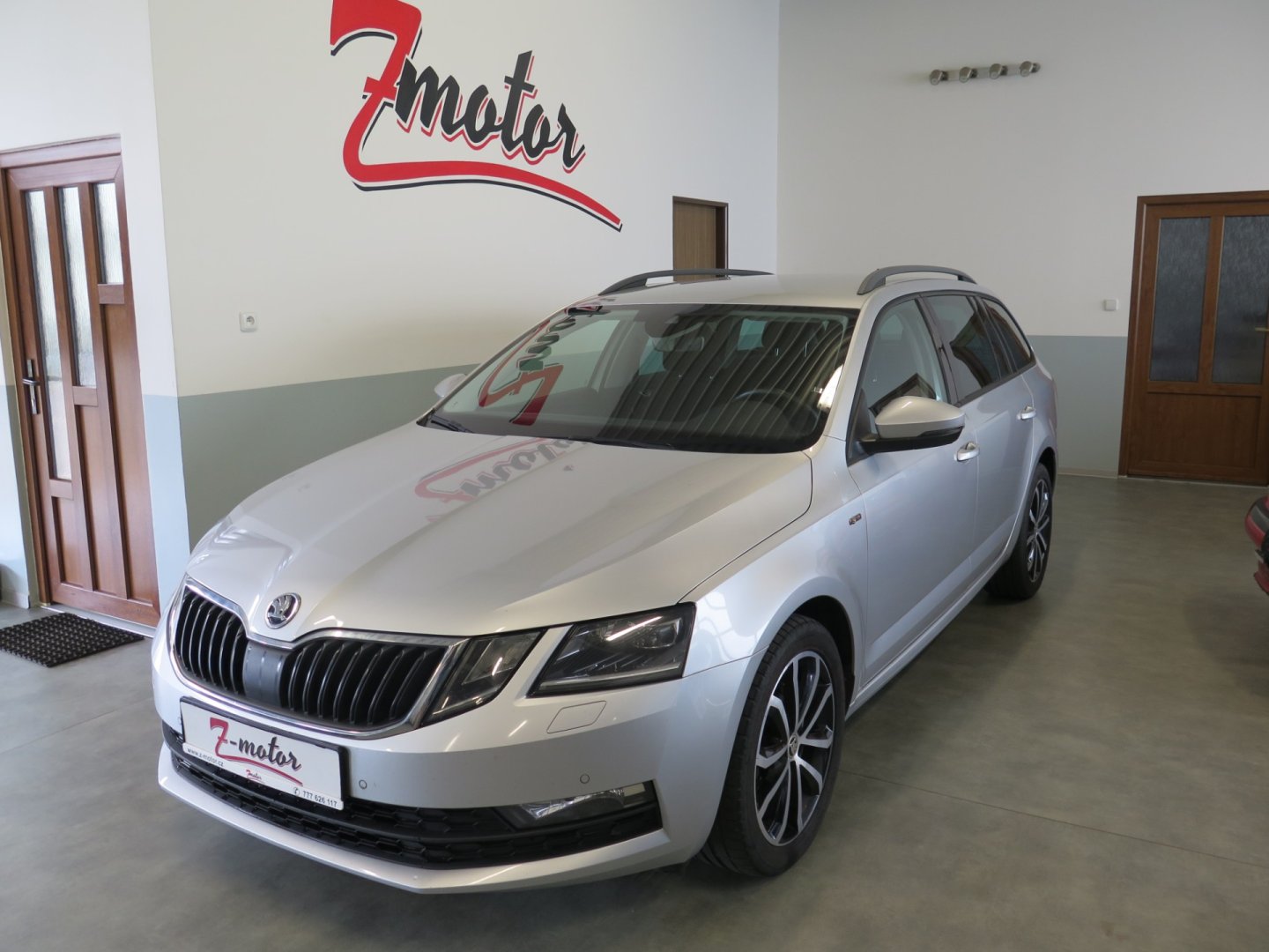 Škoda Octavia 2.0TDI,DSG,kamera,klim,navi