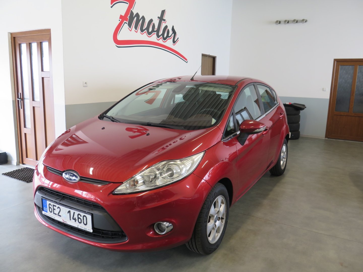 Ford Fiesta 1.4i,klima,výhřev,GHIA,senzory