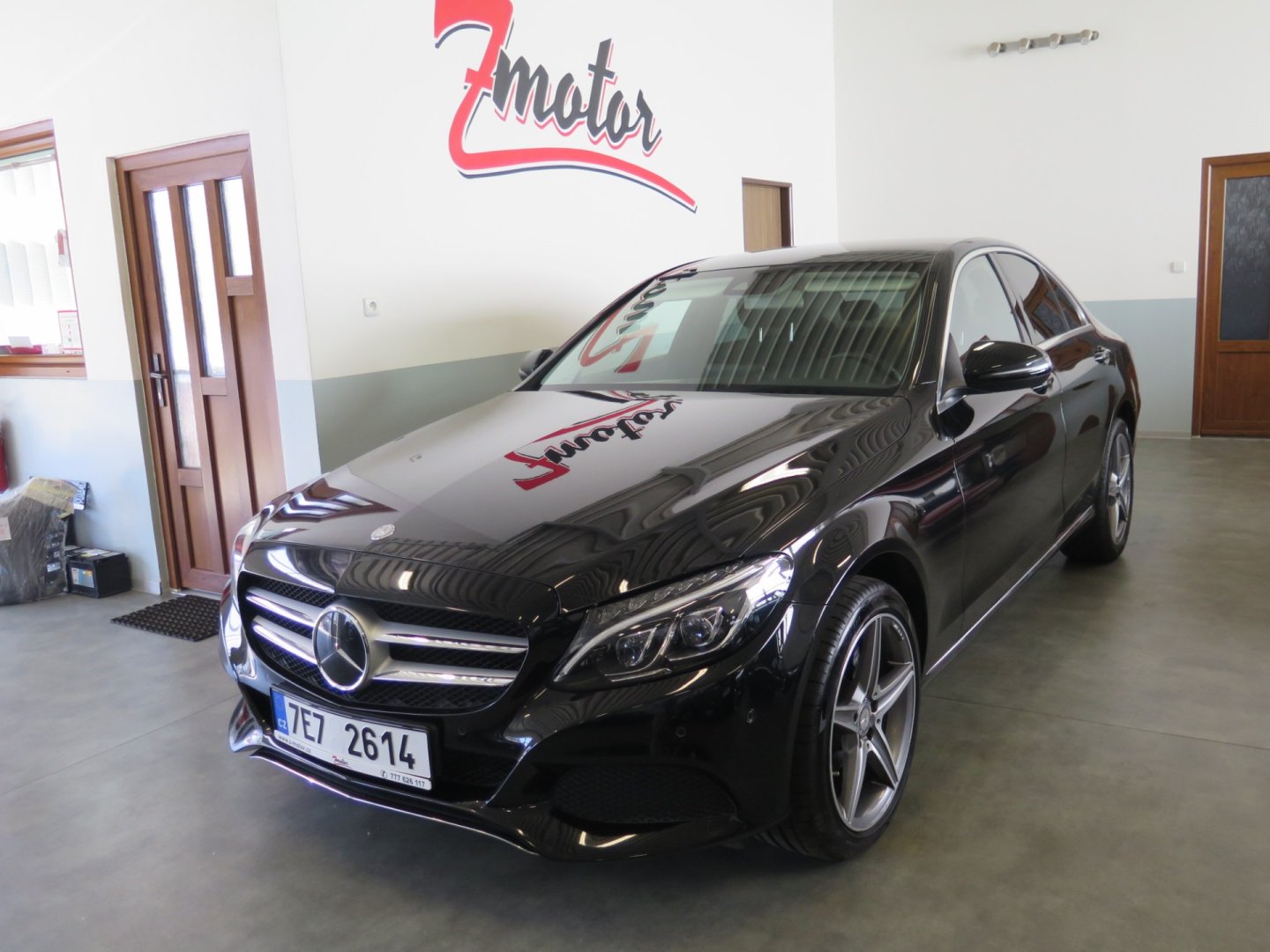 Mercedes-Benz Třídy C 220D,4MATIC,AMG kola,CZ,servis
