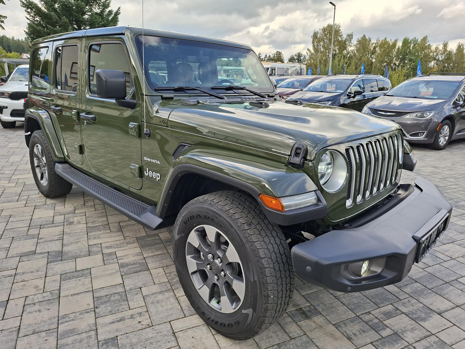 Jeep Wrangler SAHARA 4x4 Unlimited, TOP
