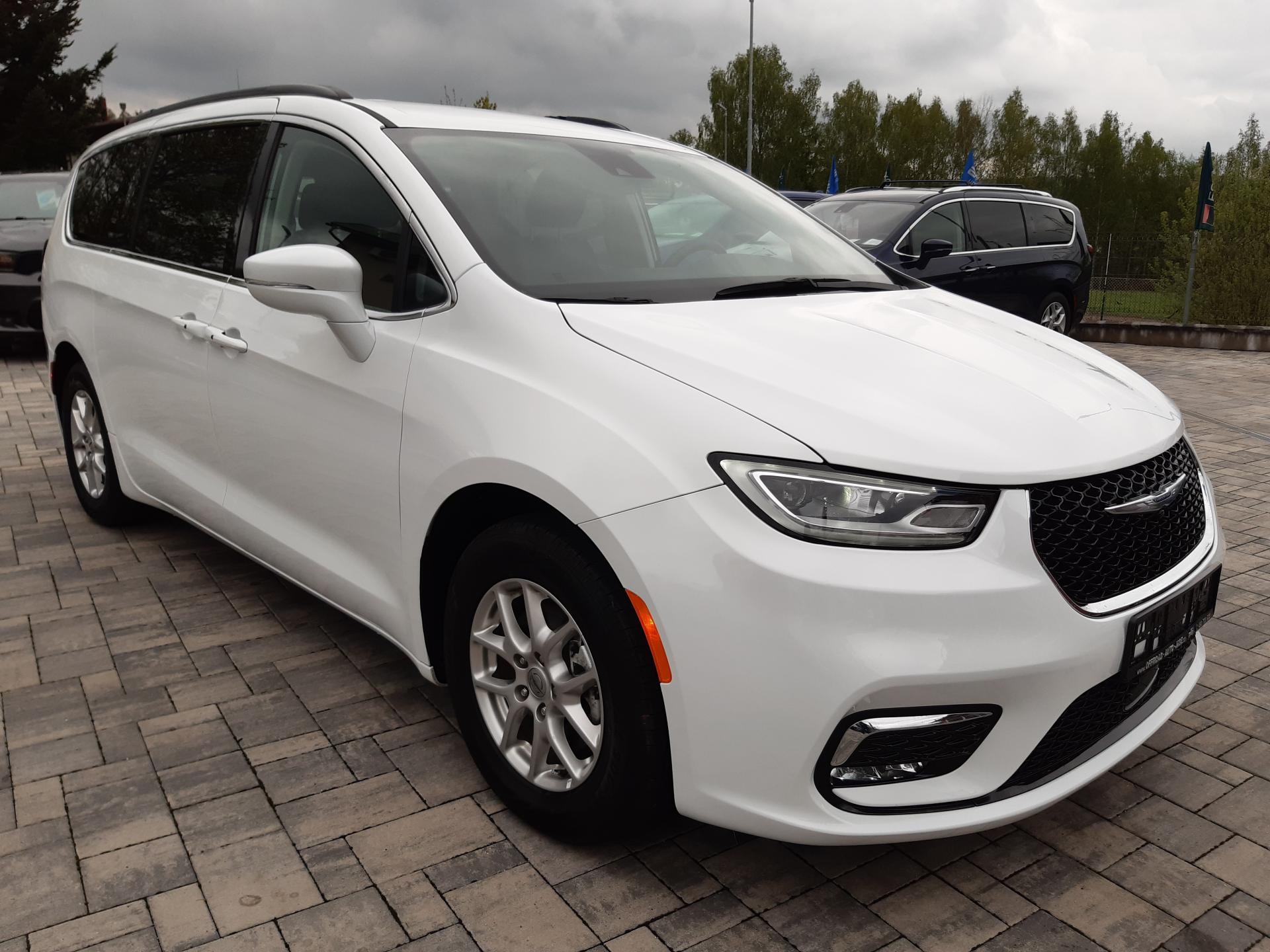 Chrysler Pacifica 3,6L V6,Top výbava, nový model