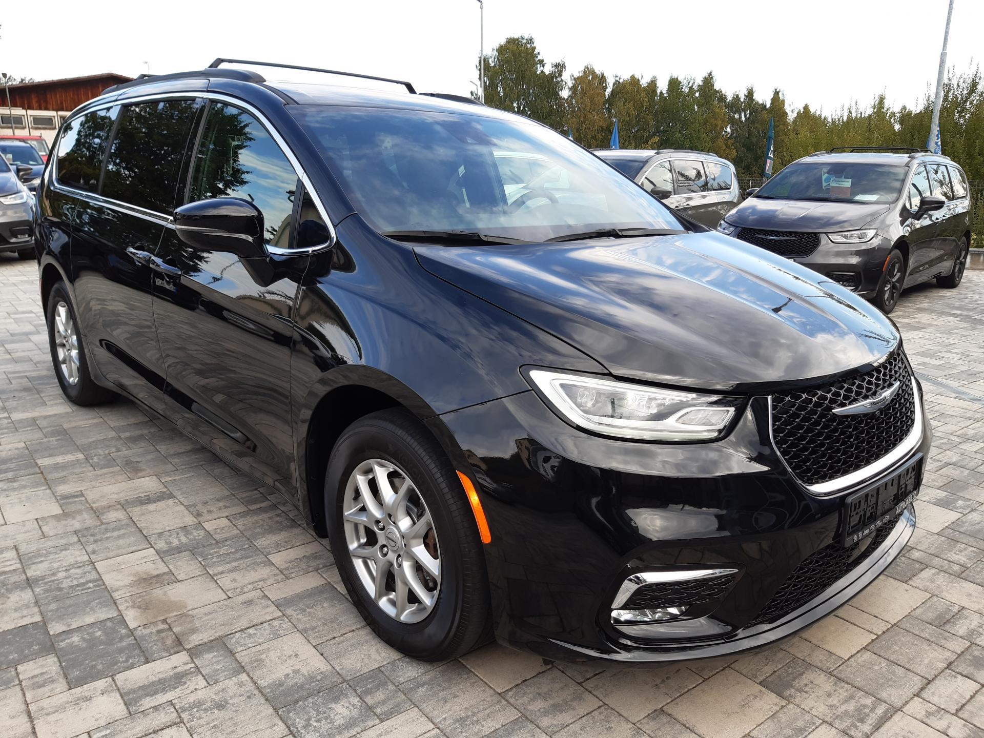 Chrysler Pacifica 3,6L V6, kůže, adapt, android