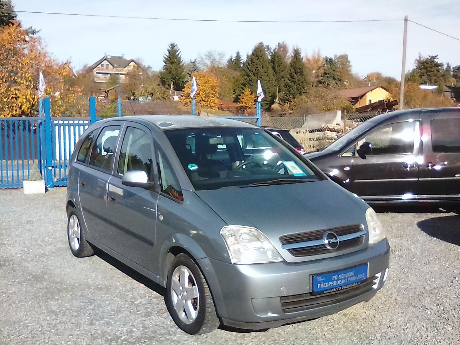 Opel Meriva 1.6i 16V, závěs