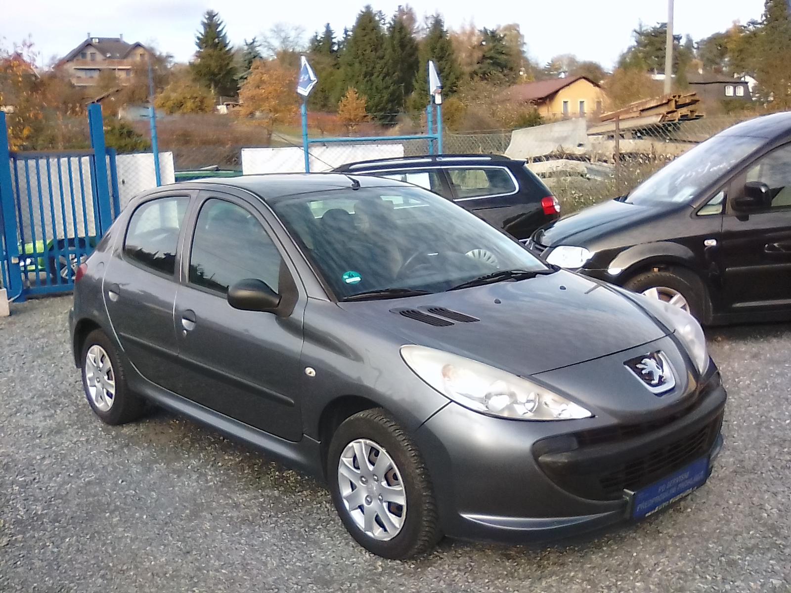 Peugeot 206 + 1.1i , 44KW, 1.majitel