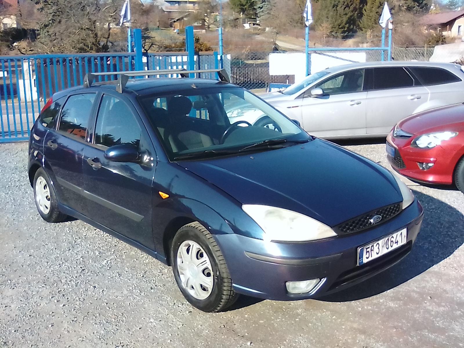 Ford Focus 1.6i 16V,jede dobře,kola navíc