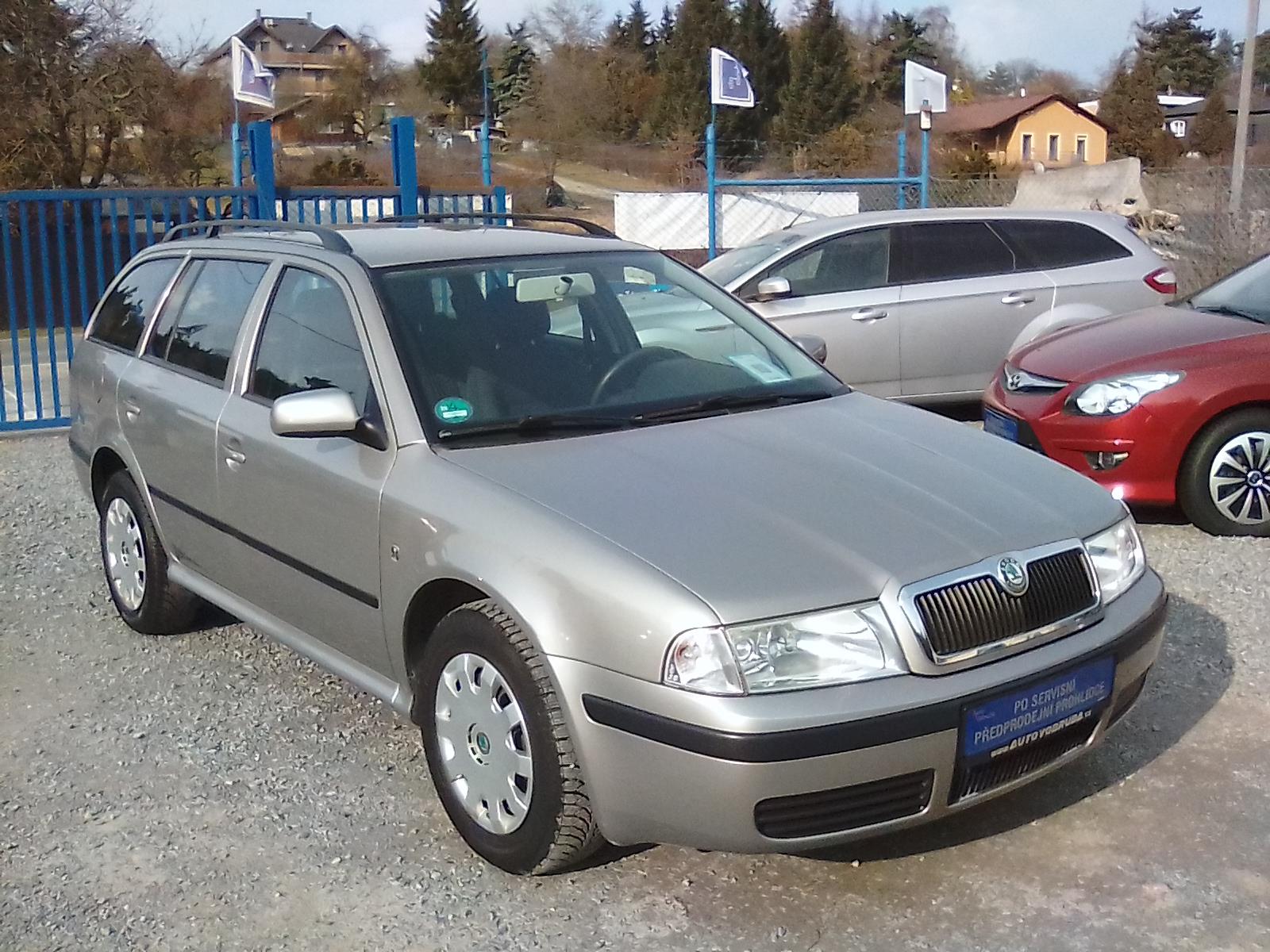 Škoda Octavia 1.6i Tour 75KW , 1.majitel