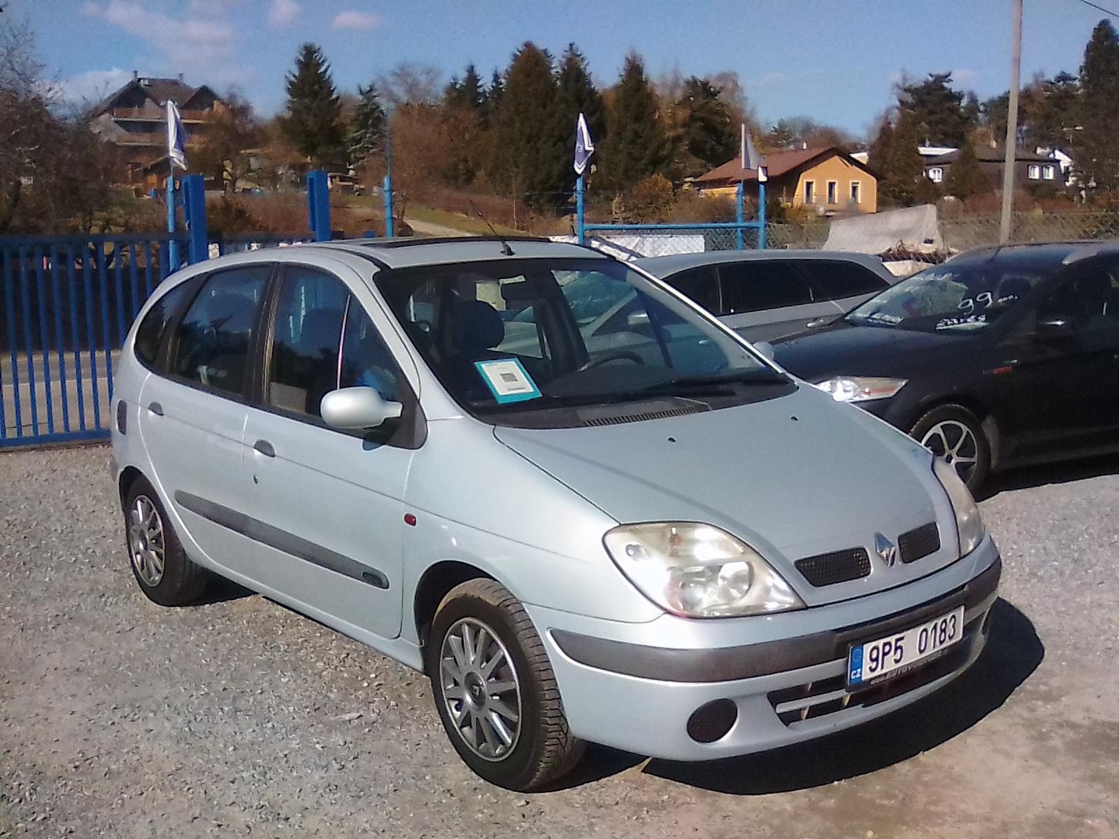 Renault Scénic 1.6i 16V, kola navíc