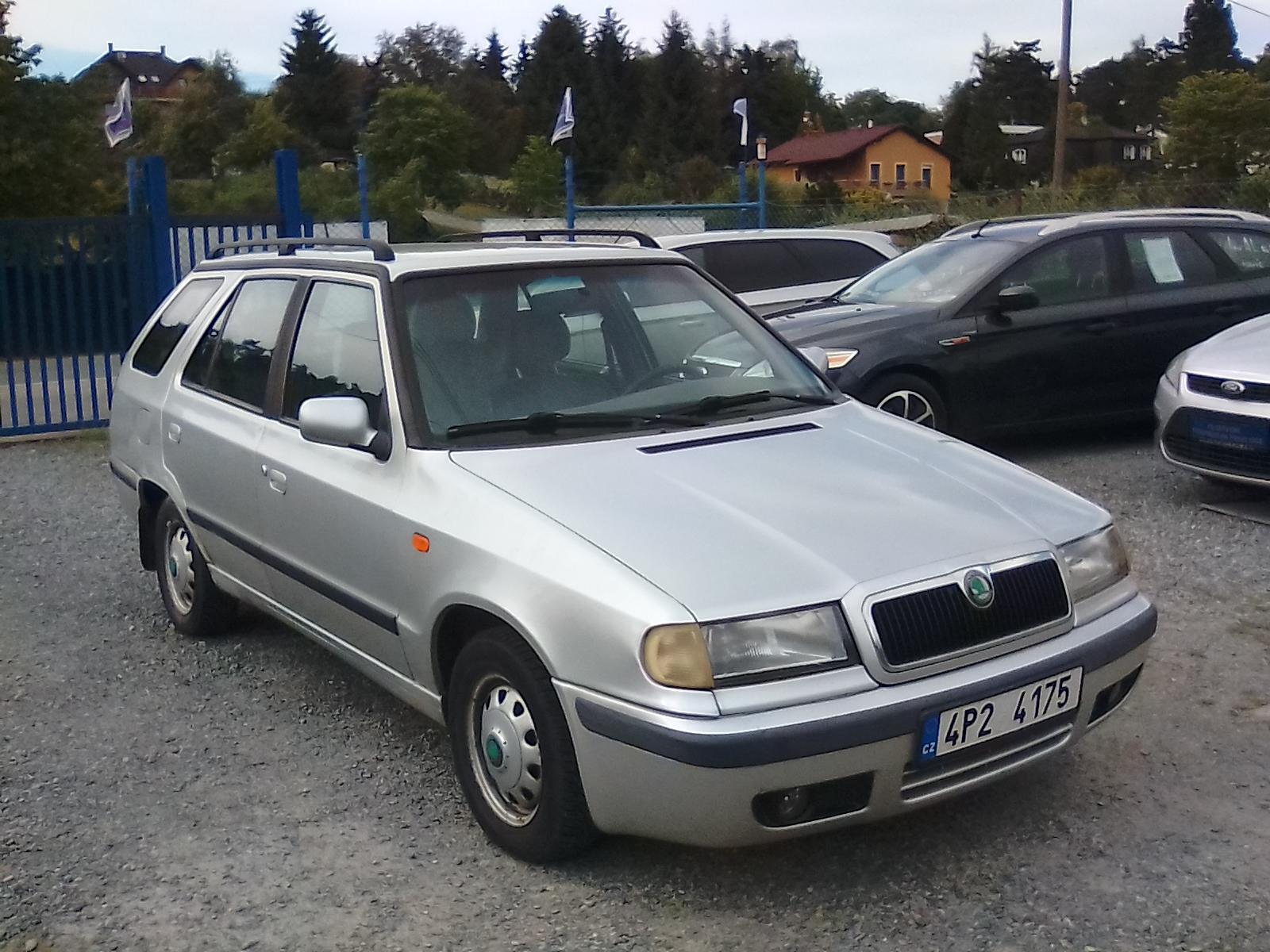 Škoda Felicia 1.6 GLX combi, závěs