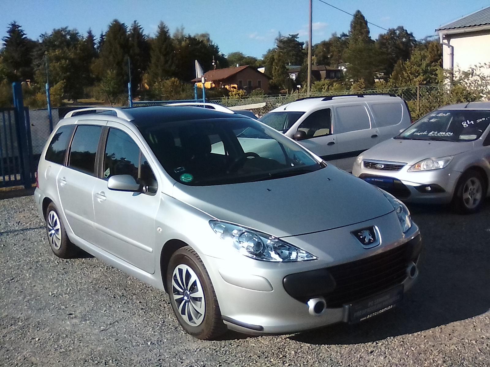 Peugeot 307 1.6i 16V SW, kola navíc