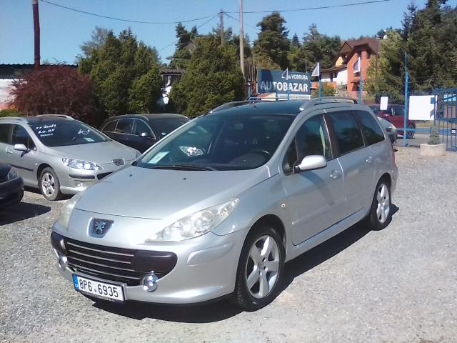Peugeot 307 2.0i 16V SW , závěs