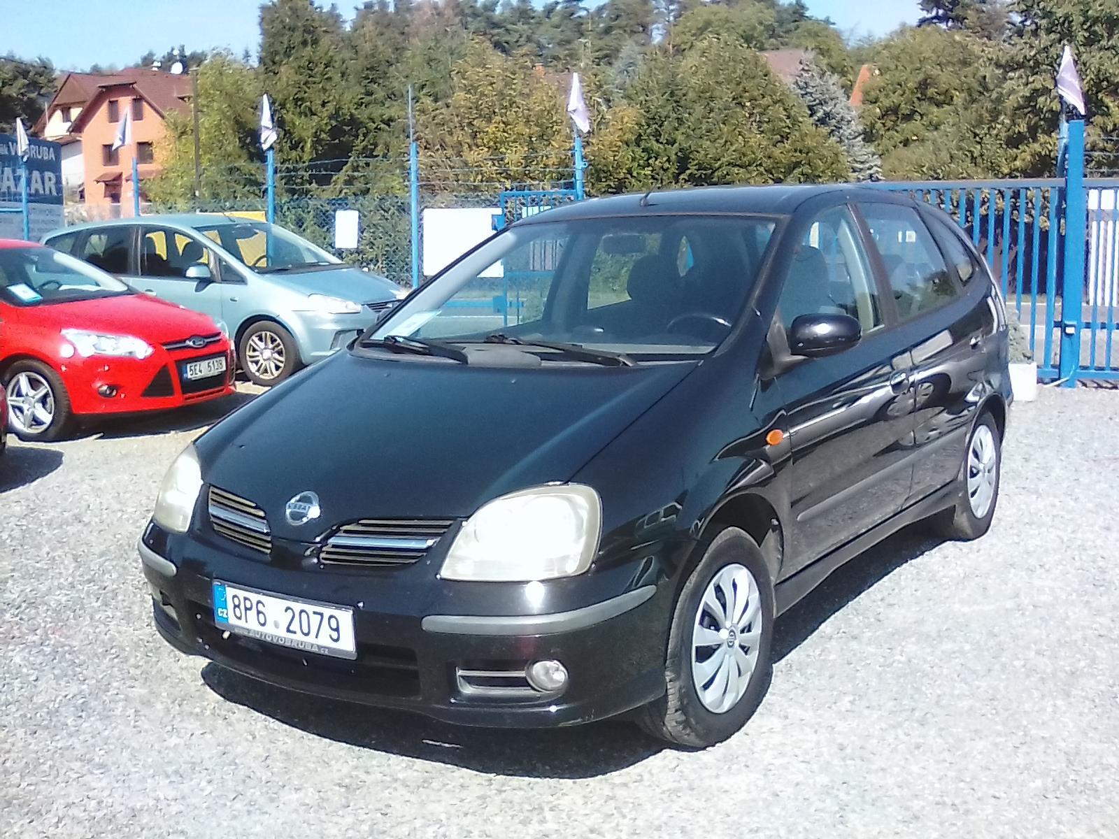Nissan Almera Tino 1.8i 16V, kola navíc, závěs