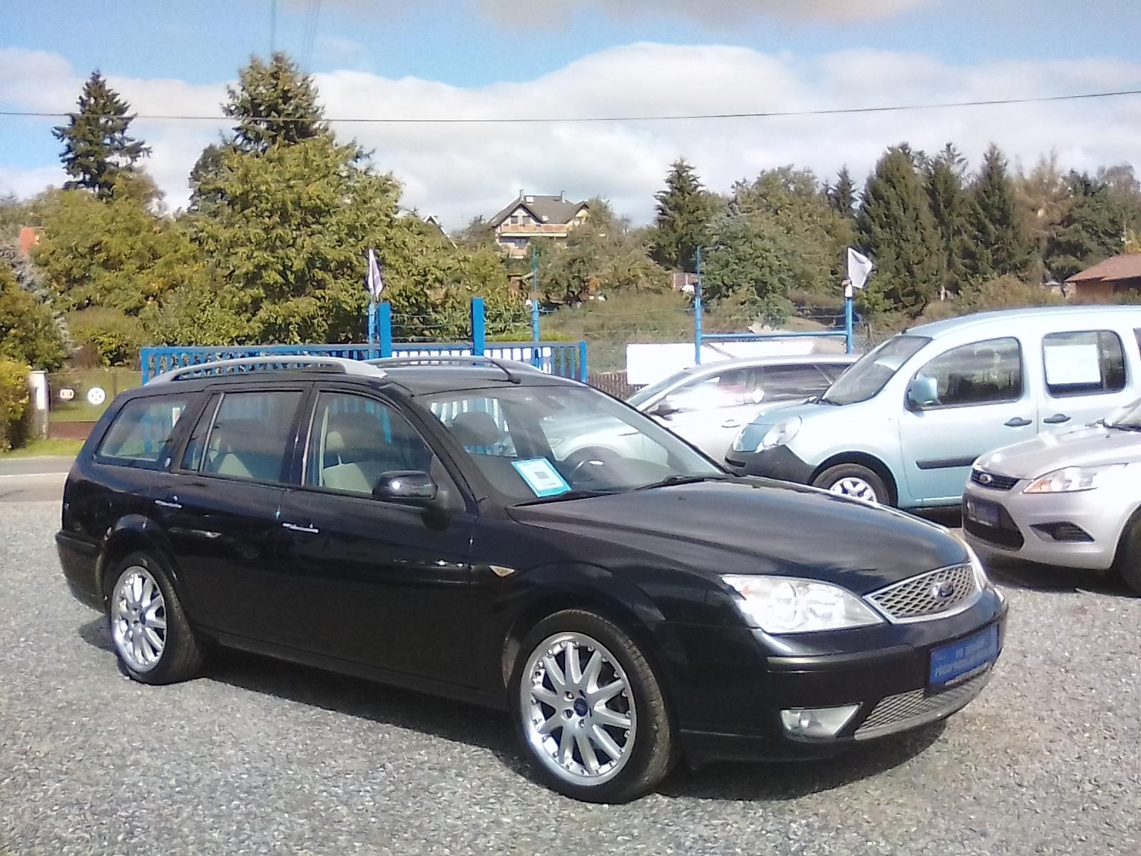 Ford Mondeo 1.8i 16V Ghia , závěs