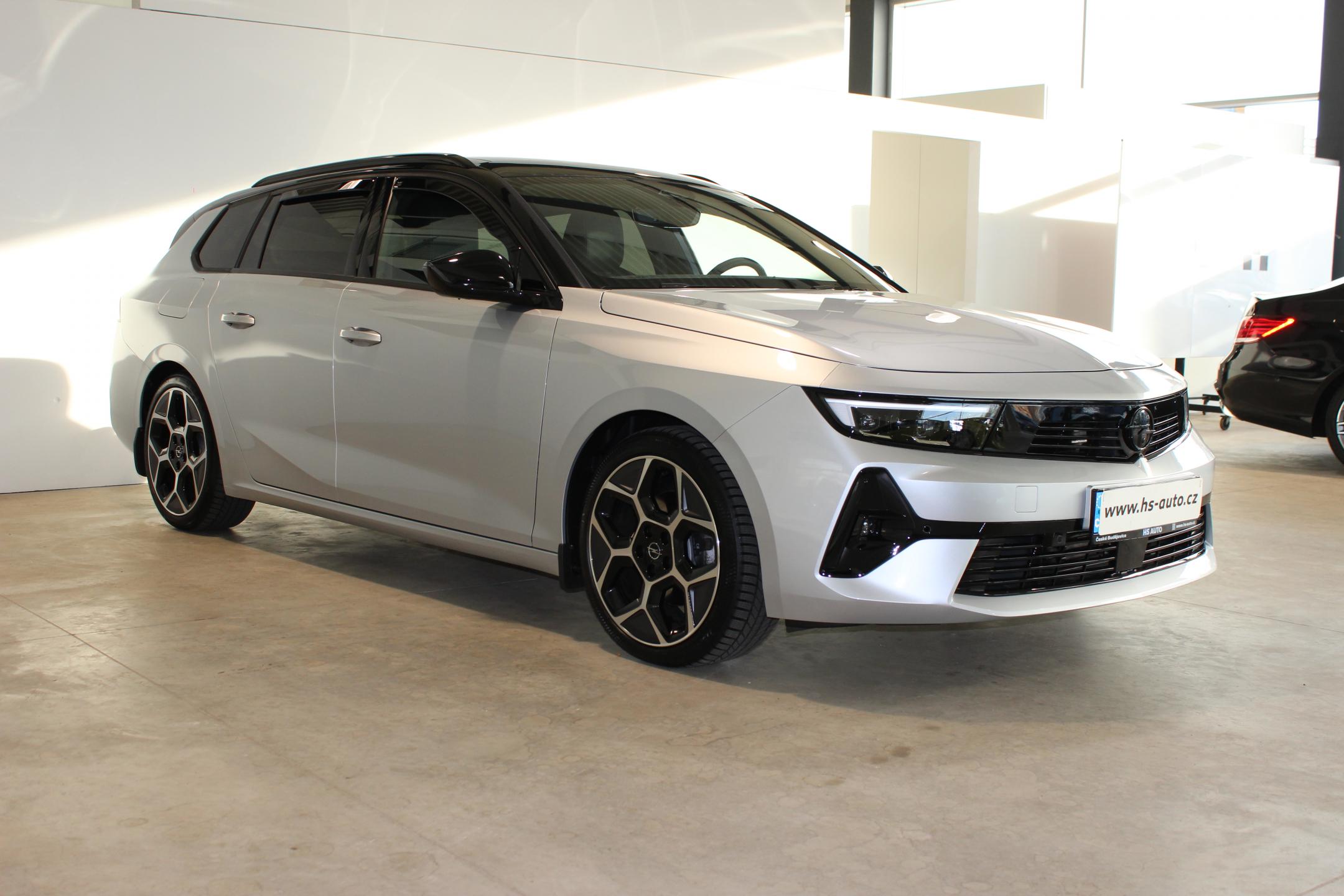 Opel Astra 1.2i,ST,KOMBI,AUT,ČR,1.maj.