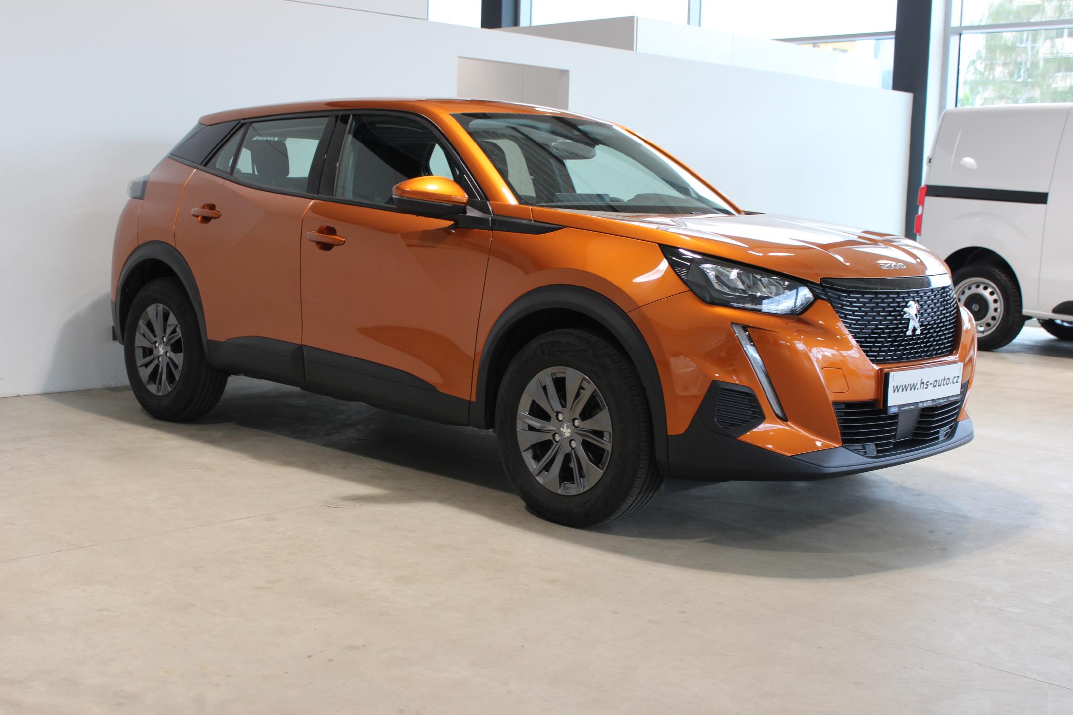 Peugeot 2008 1.2i,130HP,automat,ČR,1.maj.