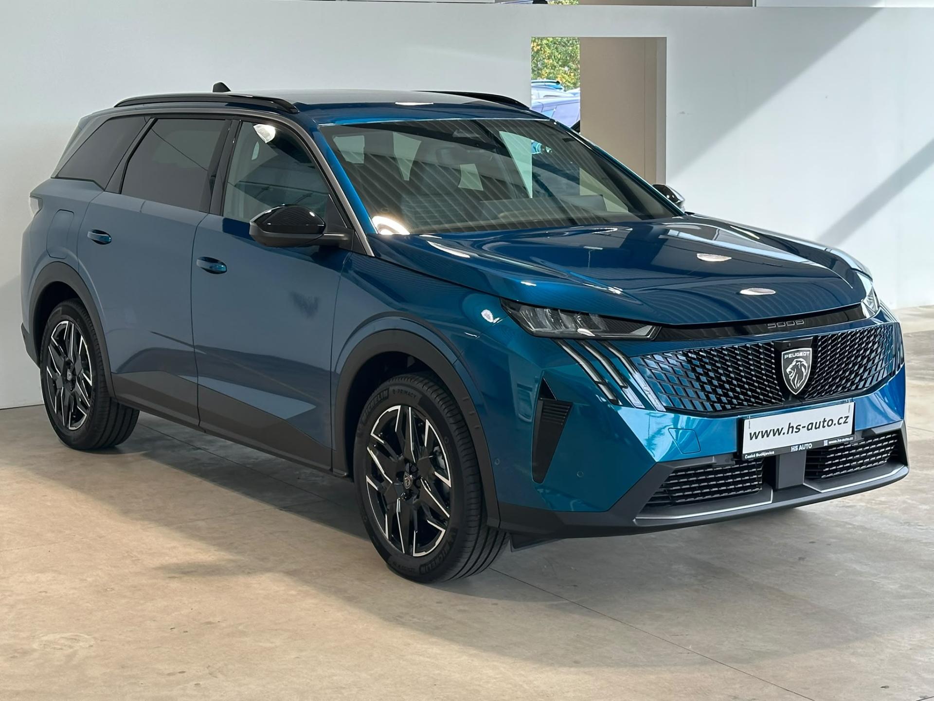Peugeot 5008 BUSINESS Hybrid 145 e-DCS6