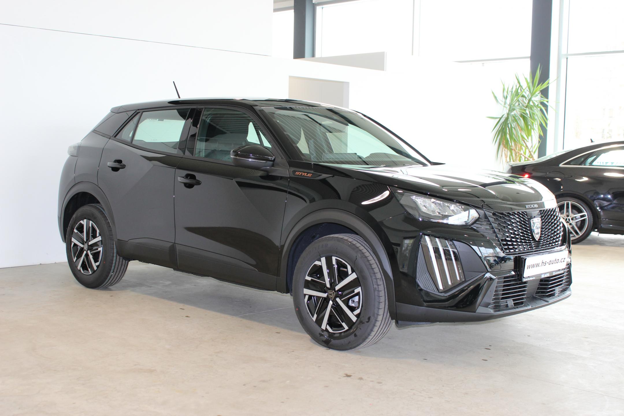 Peugeot 2008 STYLE PureTech 100 S&S MAN6