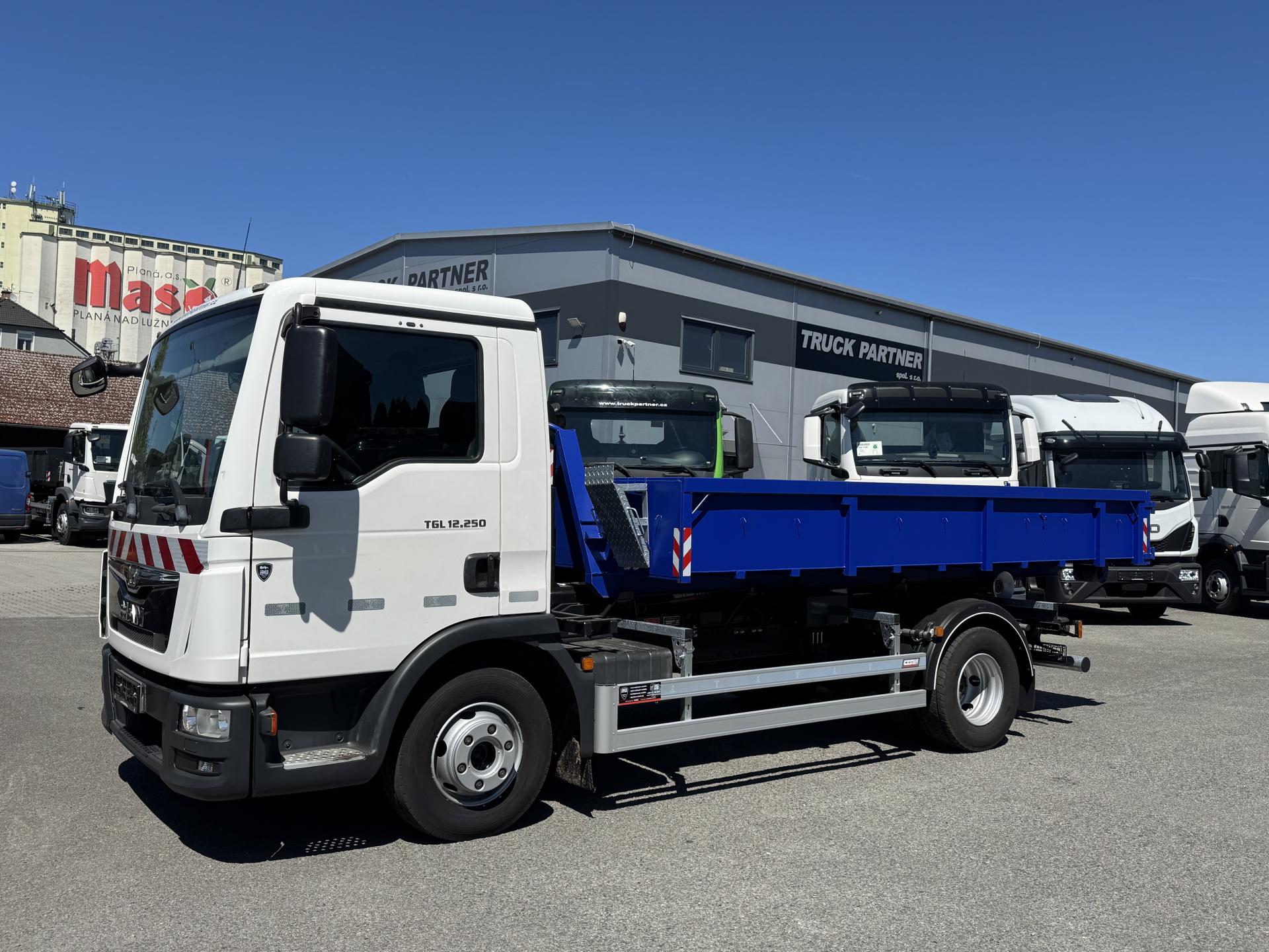 MAN TGL 12.250*NOVÝ CHARVÁT CTS*6VÁLCŮ