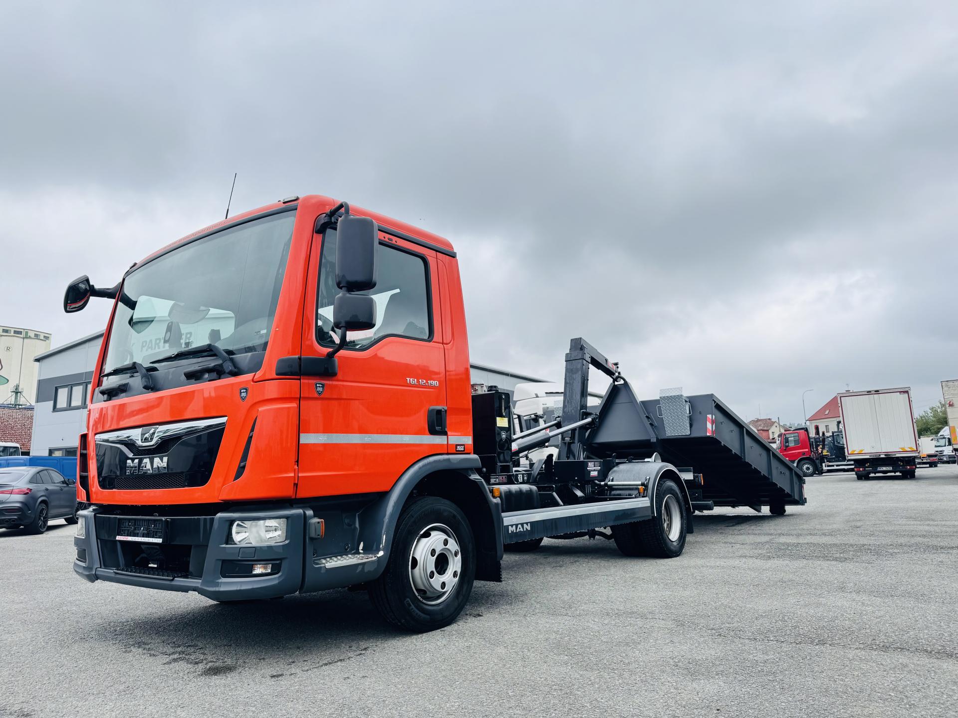 MAN TGL 12.190*NOVÝ CHARVÁT CTS* 242TK