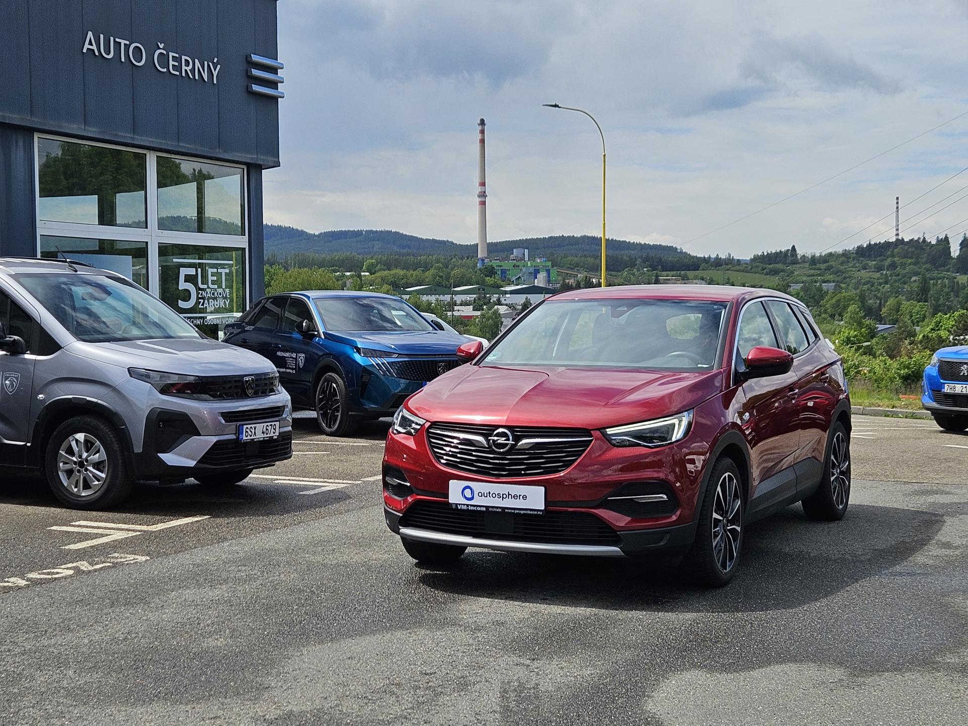 Opel Grandland X Plug-In Hybrid 200 4x4 EAT8