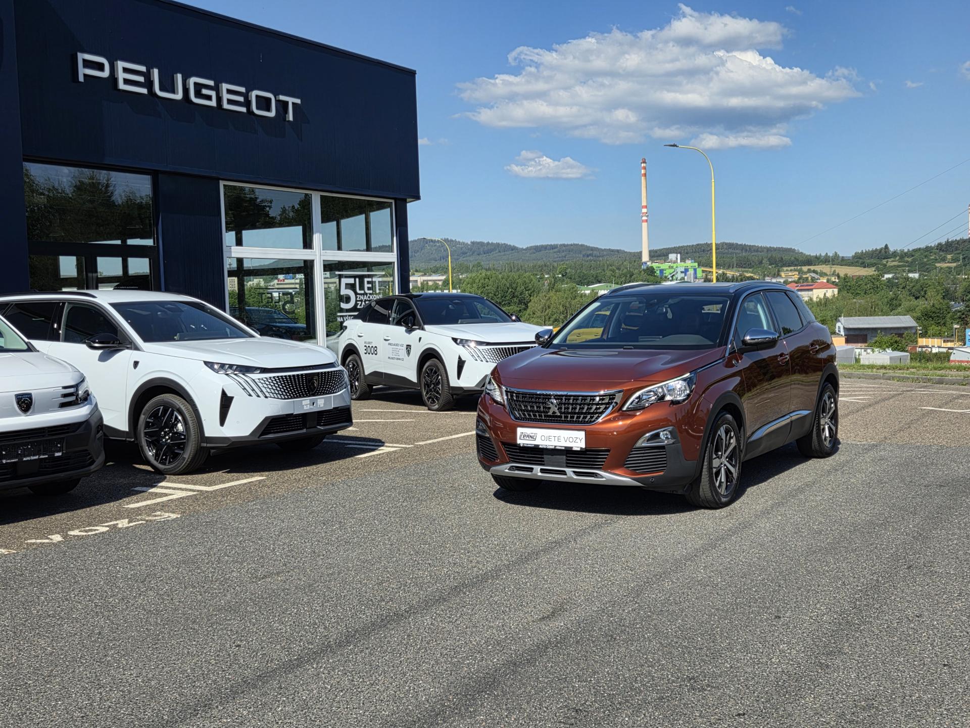 Peugeot 3008 1.2 PT 130 ALLURE EAT6 Tažné