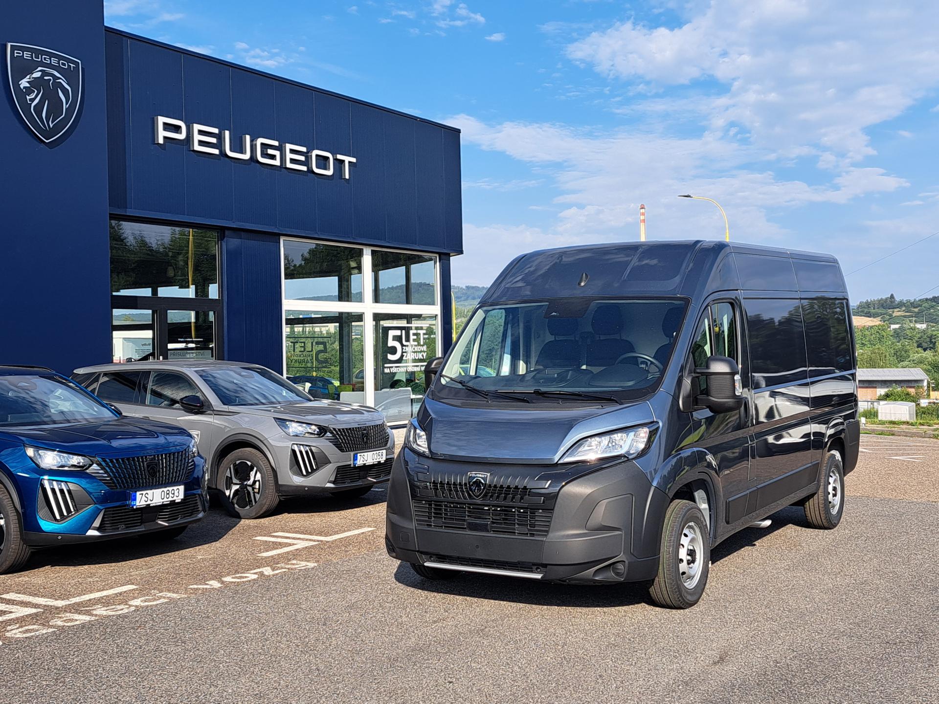 Peugeot Boxer Furgon 3000 L2H2 BlueHDi 120k