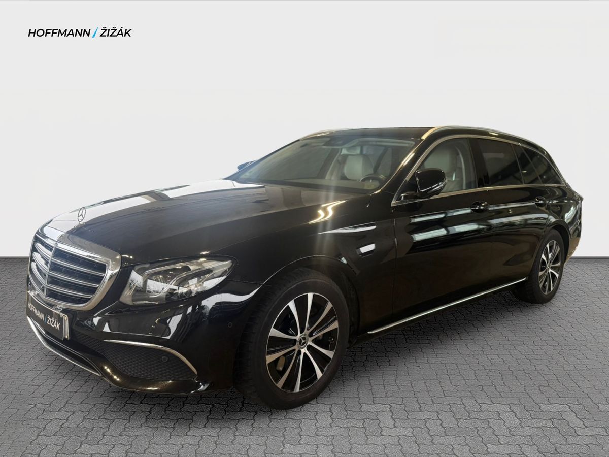Mercedes-Benz Třídy E 220 d 4M kombi