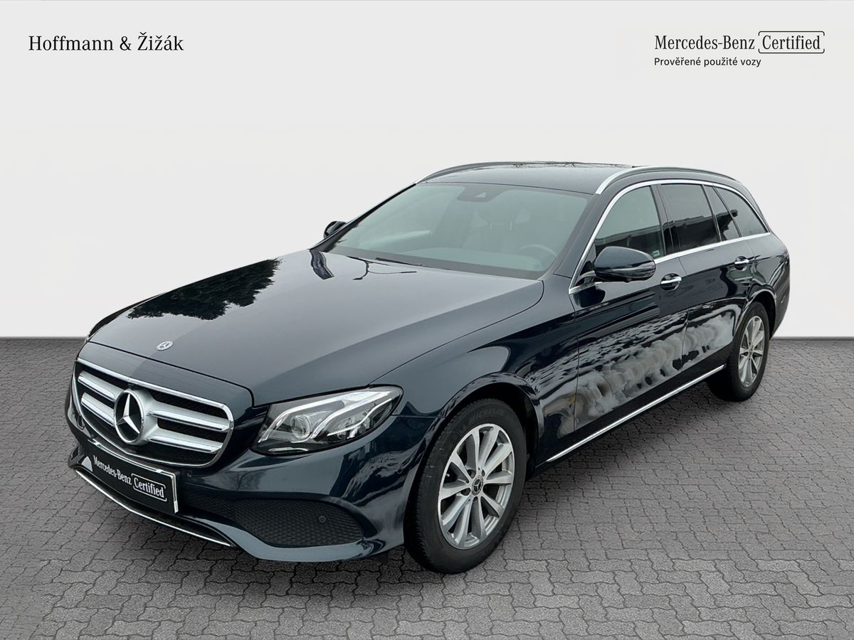 Mercedes-Benz Třídy E 220 d AVANTGARDE 4MATIC