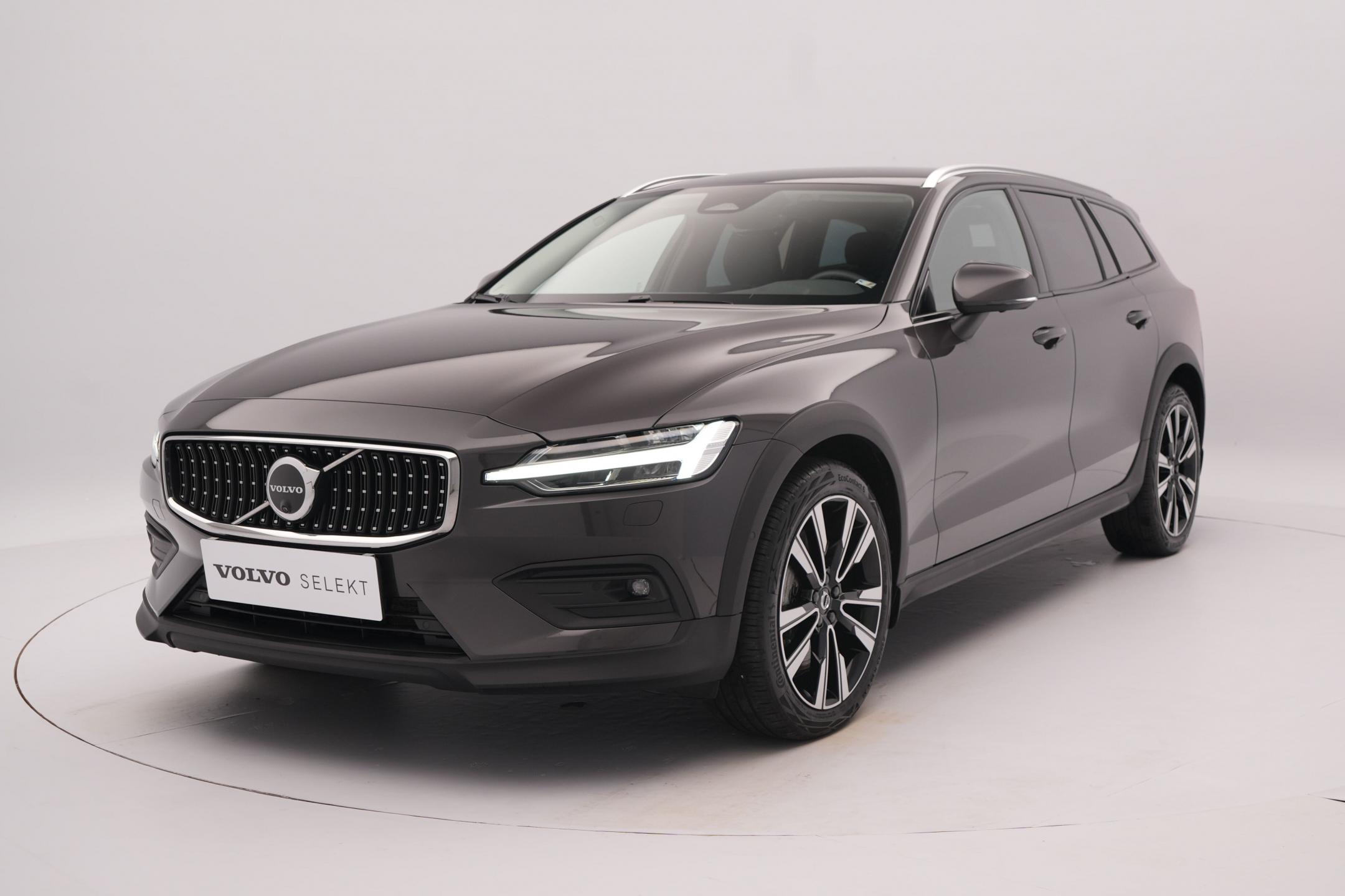 Volvo V60 CC B5 AWD PLUS BRIGHT AUT
