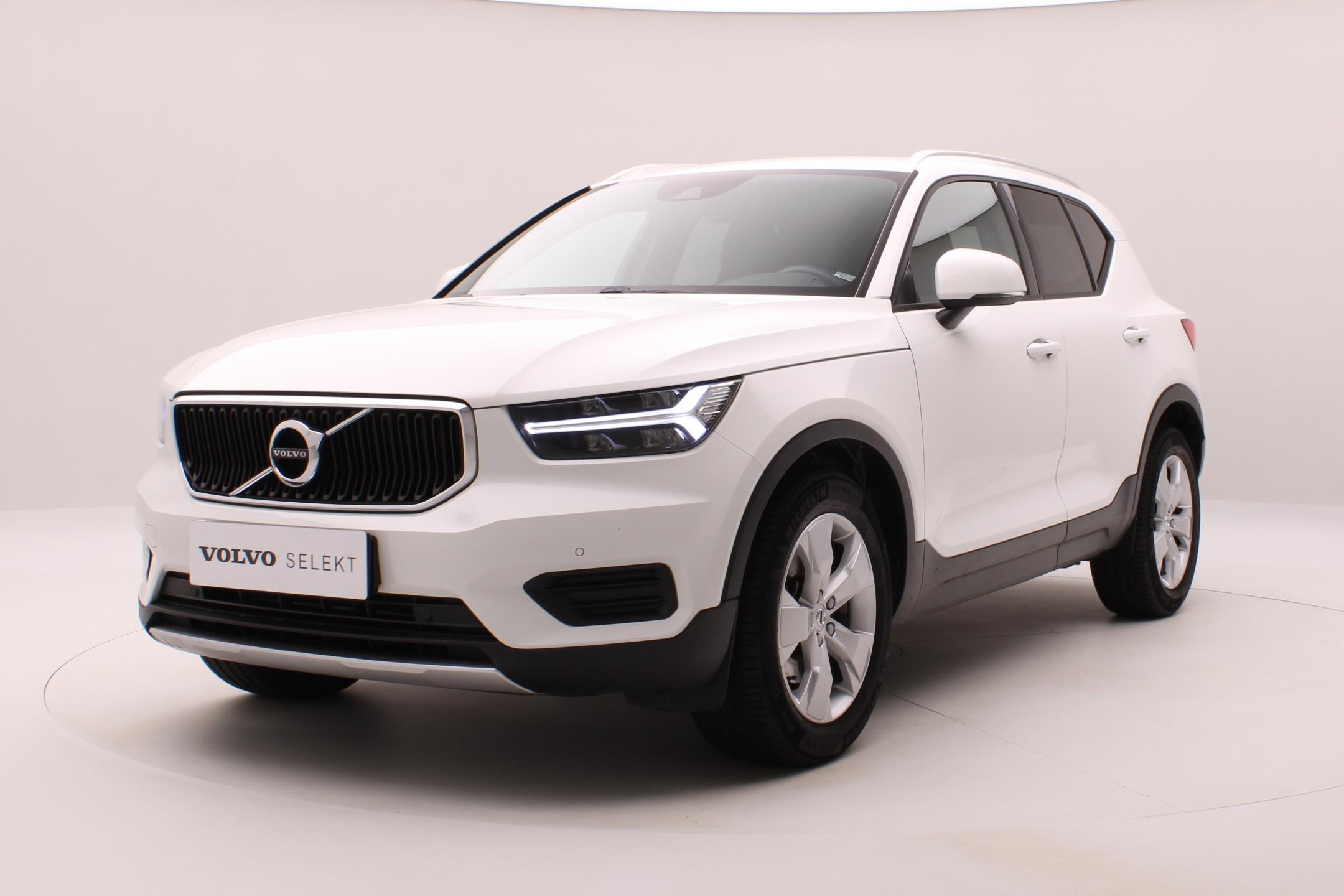 Volvo XC40 D3 AWD MOMENTUM AWD