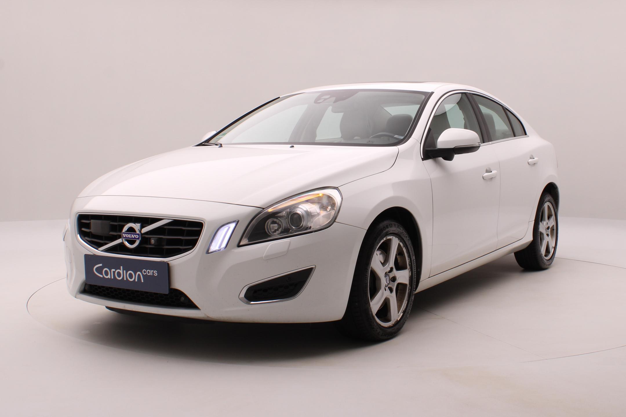 Volvo S60 D5 SUMMUM AUT CZ