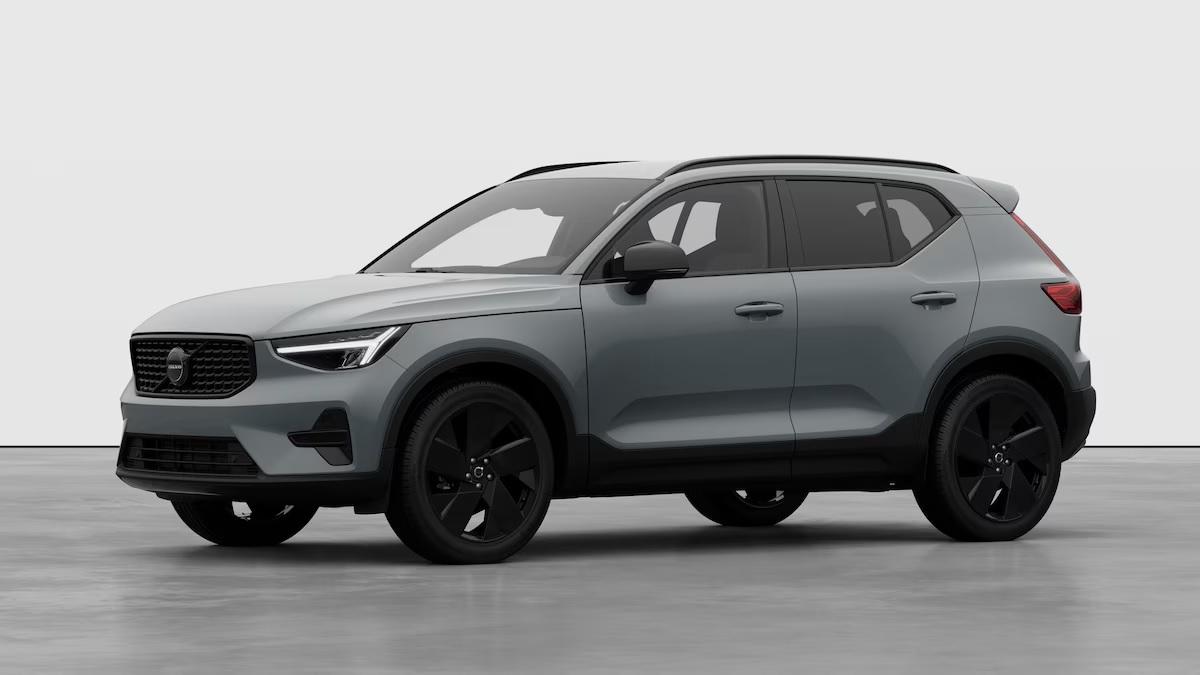 Volvo XC40 B3 AUT PLUS BLACK EDITION