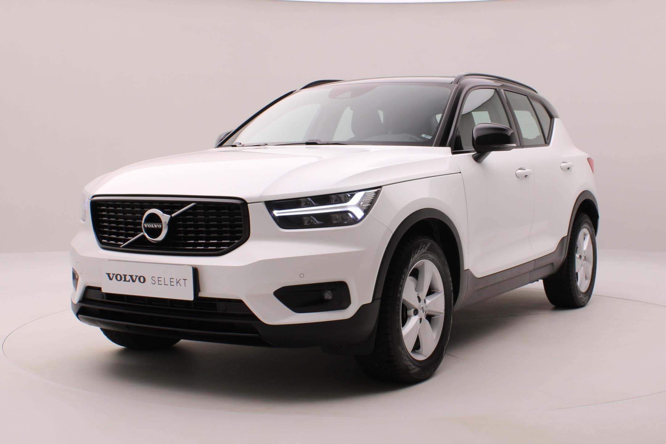 Volvo XC40 D4 AWD R-DESIGN AUT
