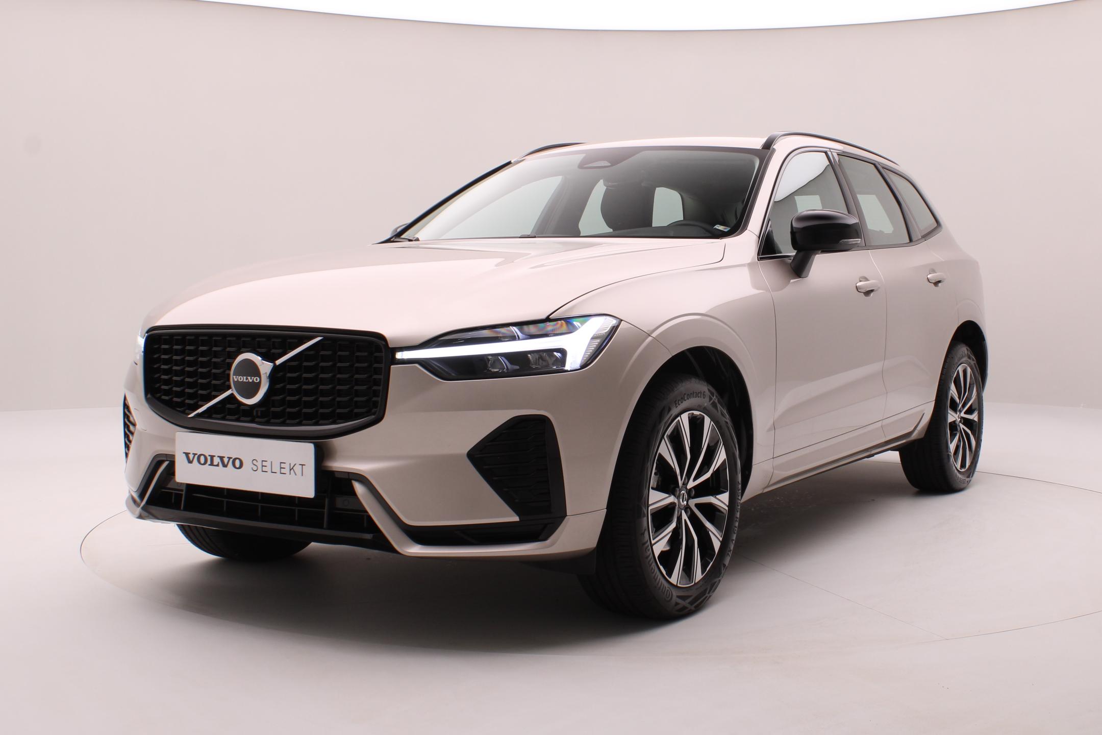Volvo XC60 B4 AWD DARK PLUS AUT CZ