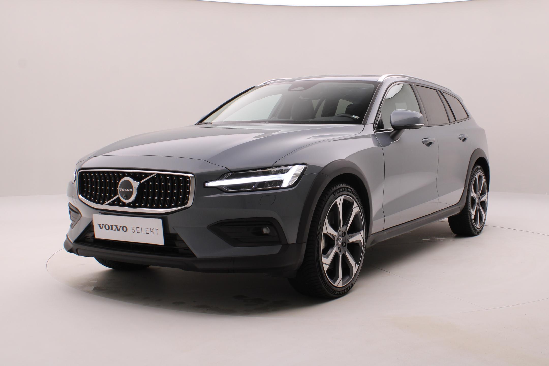 Volvo V60 CC B5 AWD BRIGHT ULTRA AUT
