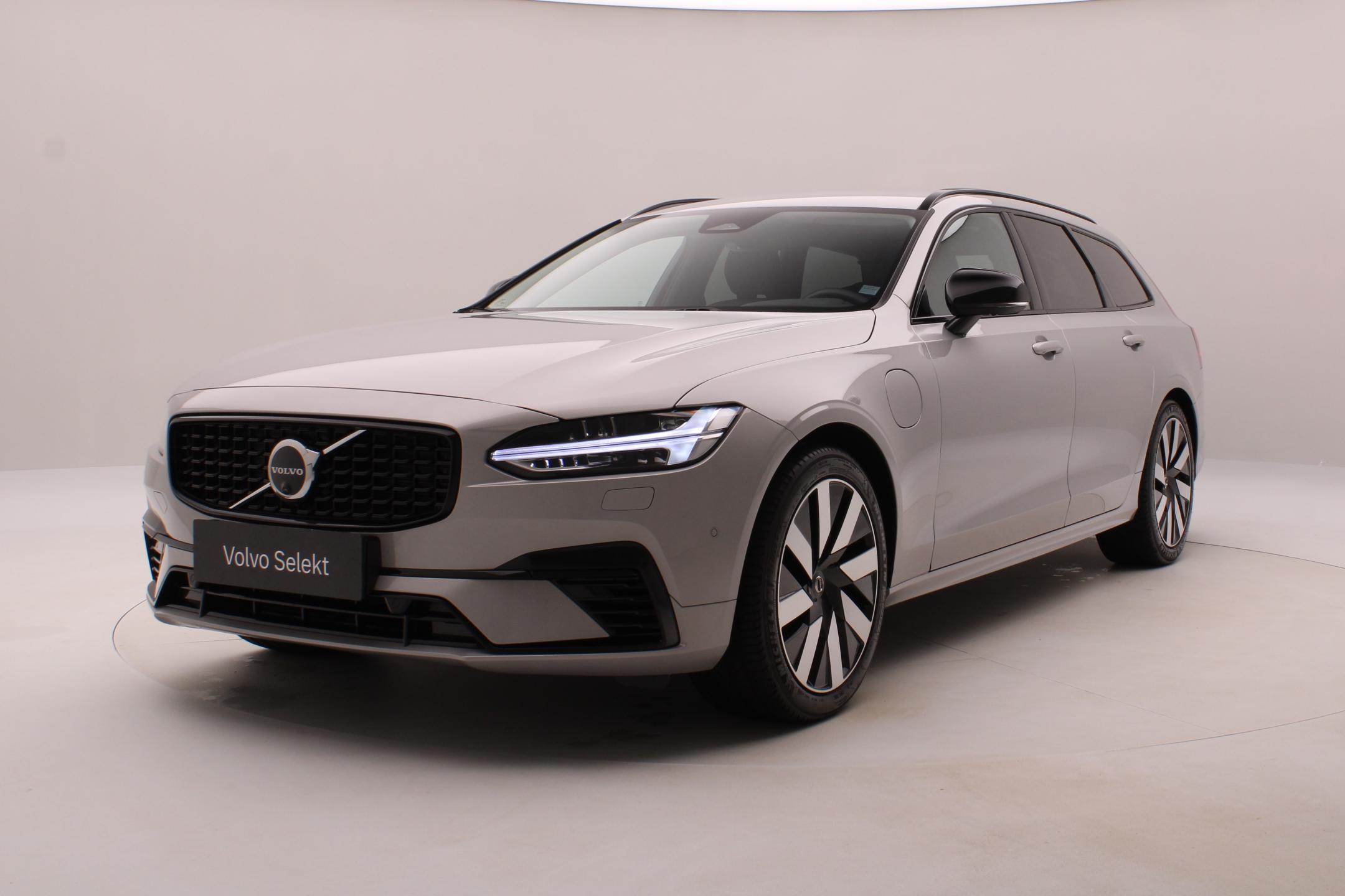 Volvo V90 T6 AWD RECHARGE DARK PLUS