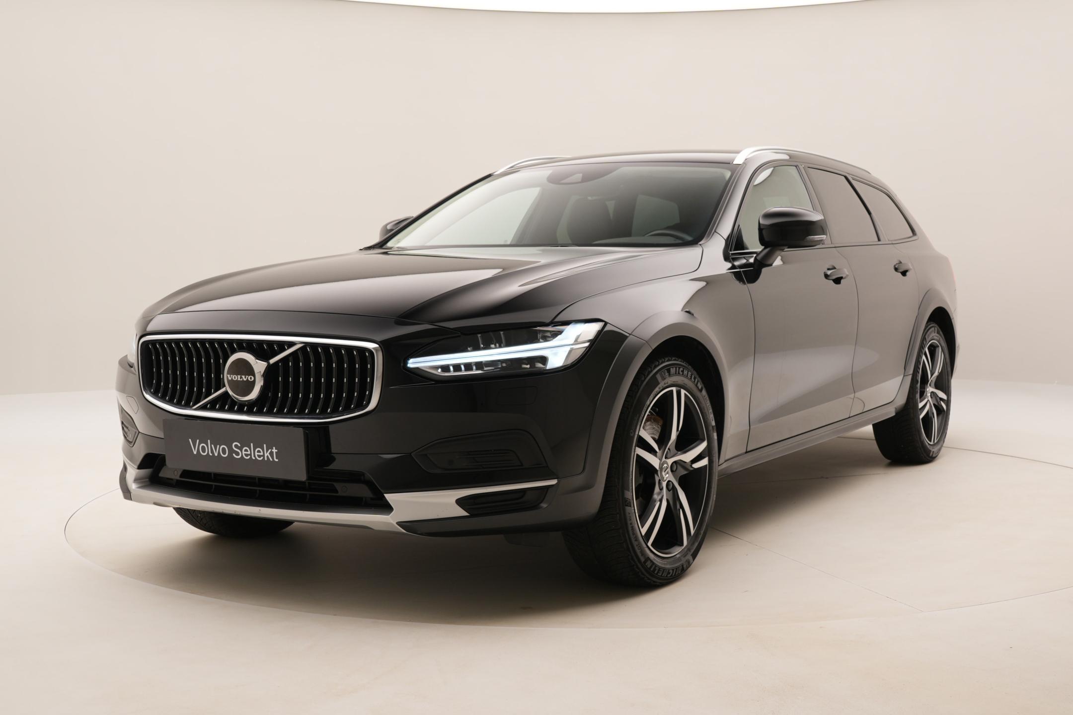 Volvo V90 CC D5 AWD MOMENTUM POLESTAR