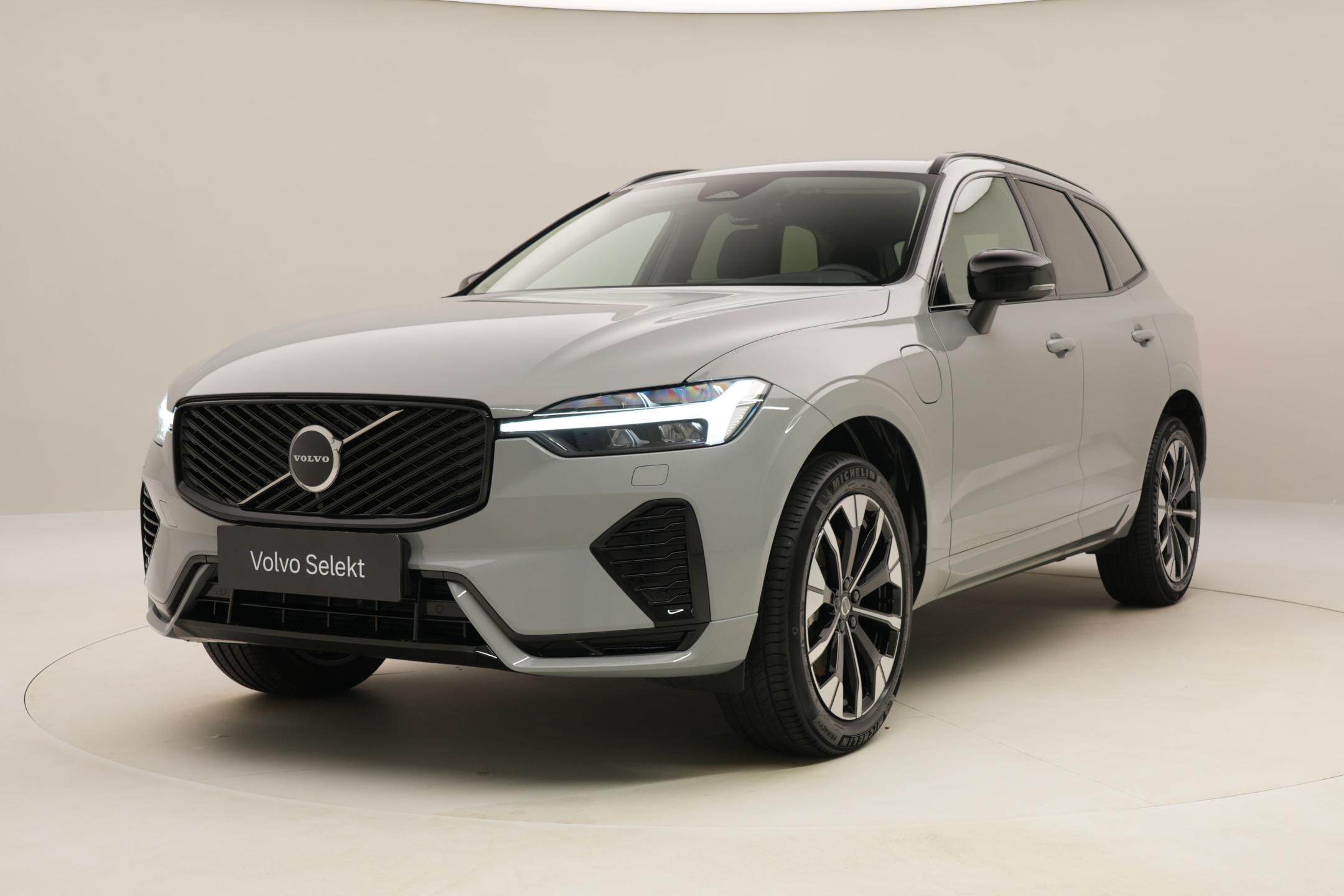 Volvo XC60 T6 AWD RECHARGE DARK PLUS CZ