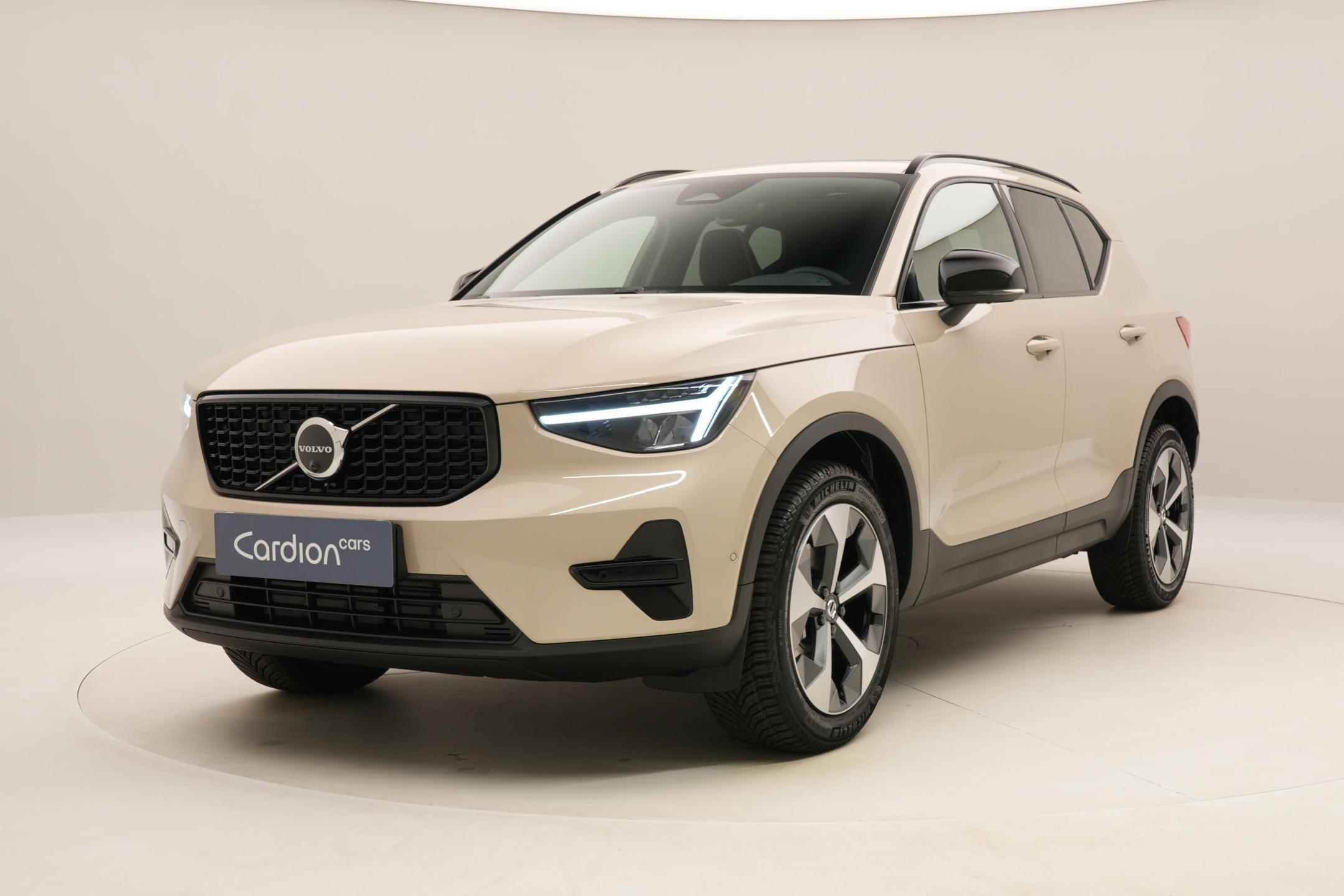Volvo XC40 B3 AUT DARK ULTRA