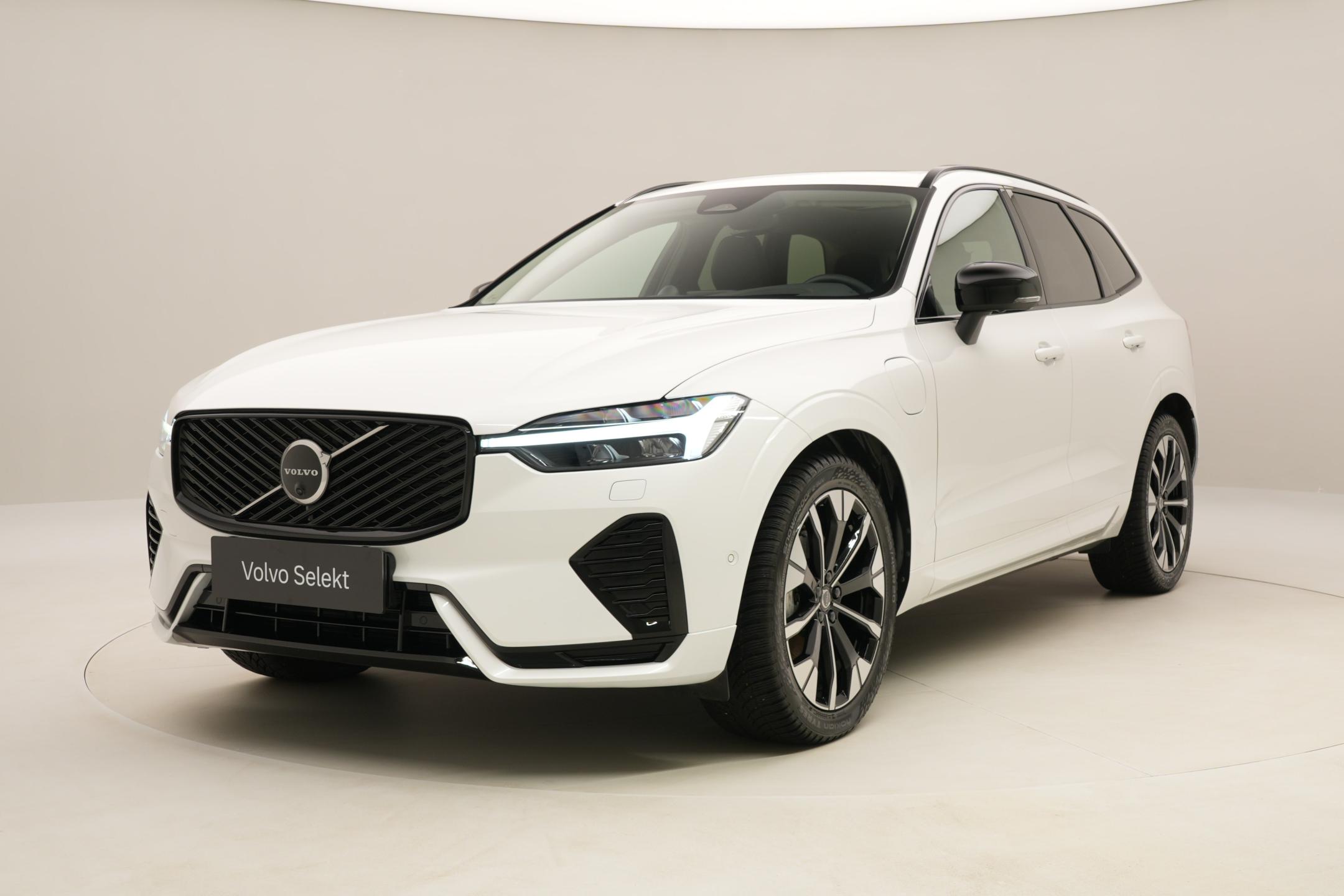 Volvo XC60 T6 AWD RECHARGE DARK PLUS CZ