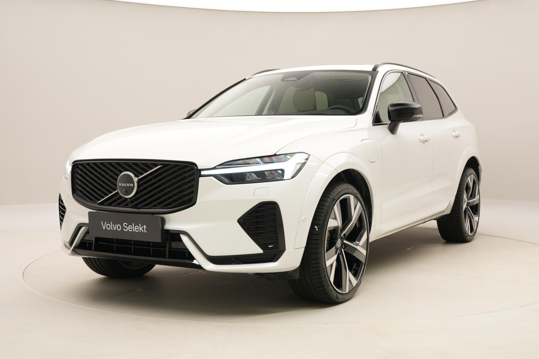 Volvo XC60 T8 AWD RECHARGE DARK ULTRA CZ