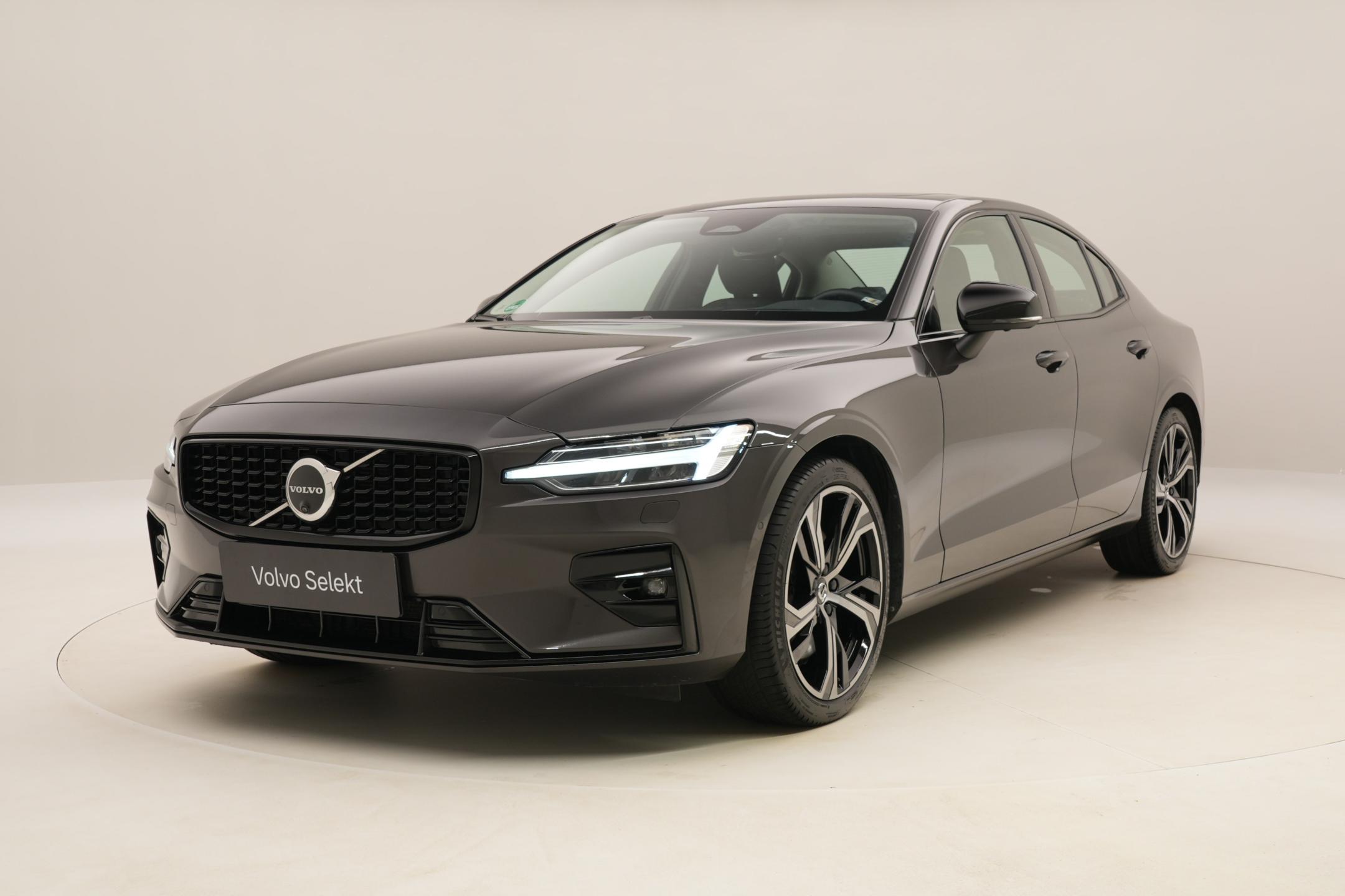Volvo S60 B5 AWD DARK ULTIMATE AUT CZ